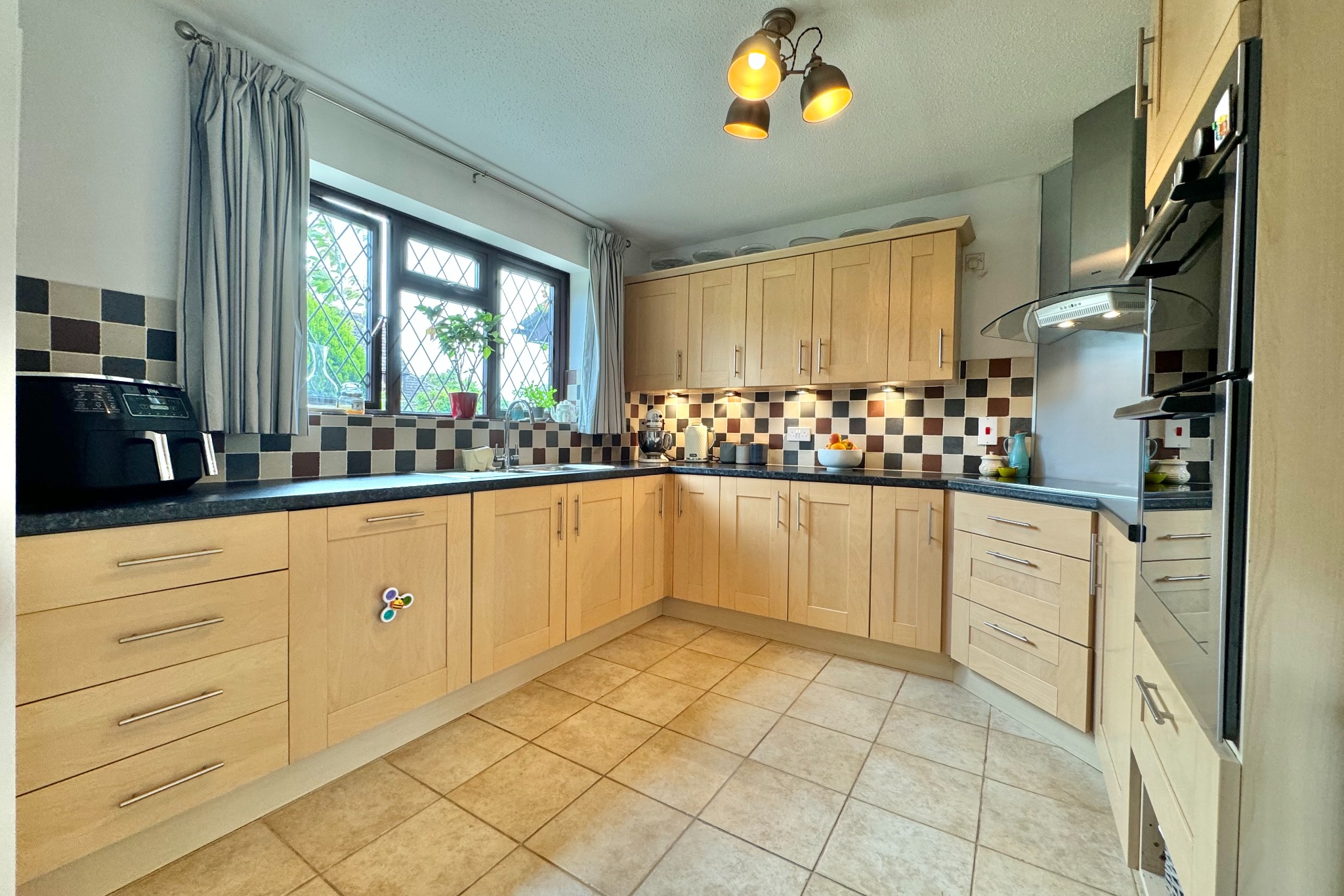 5 bed detached house for sale in Hazel Grove, Southampton  - Property Image 7