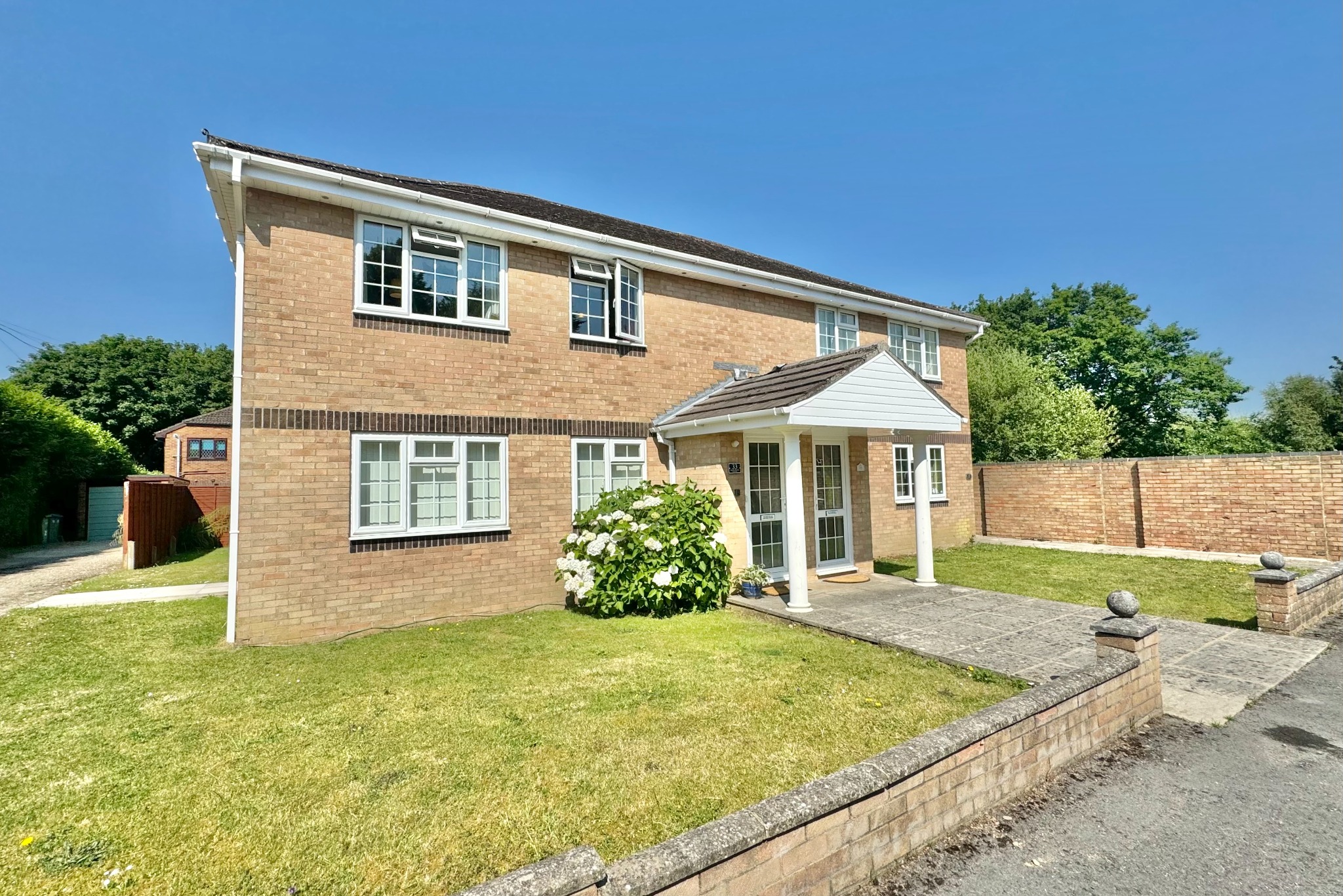 2 bed maisonette for sale in Heath Road South, Southampton  - Property Image 1