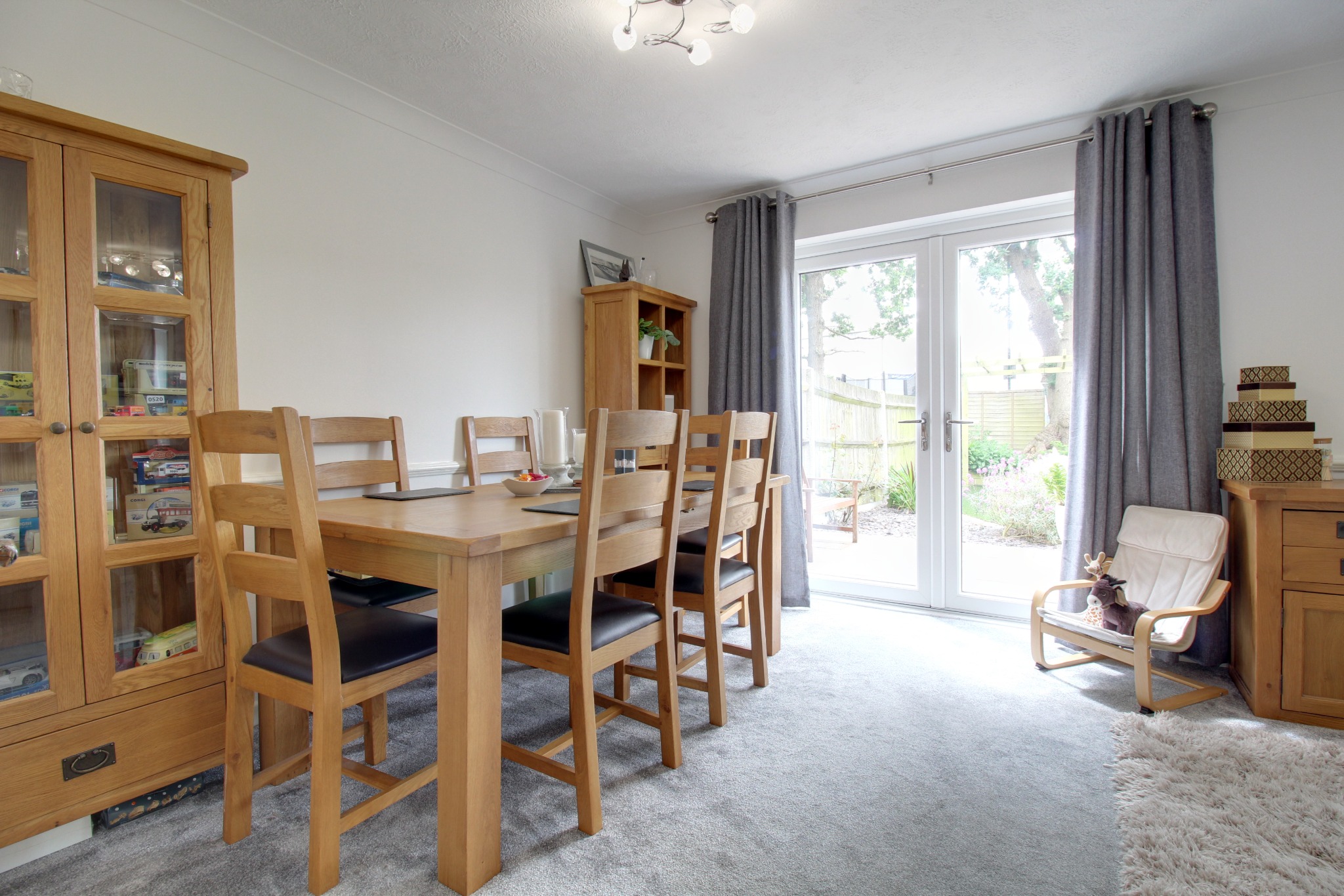 3 bed semi-detached house for sale in Hill Croft, Fareham  - Property Image 7