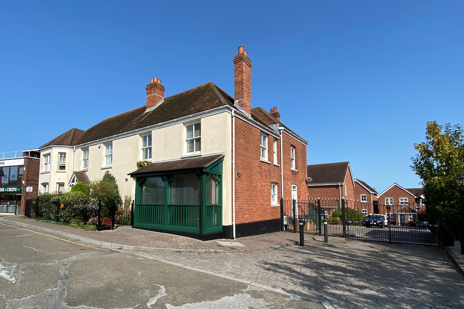 2 bed terraced house for sale in New Inn Court, Southampton  - Property Image 1