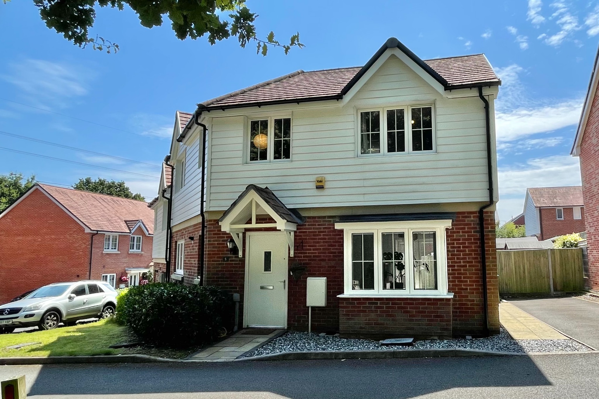 3 bed semi-detached house for sale in Alpine Crescent, Fareham  - Property Image 1