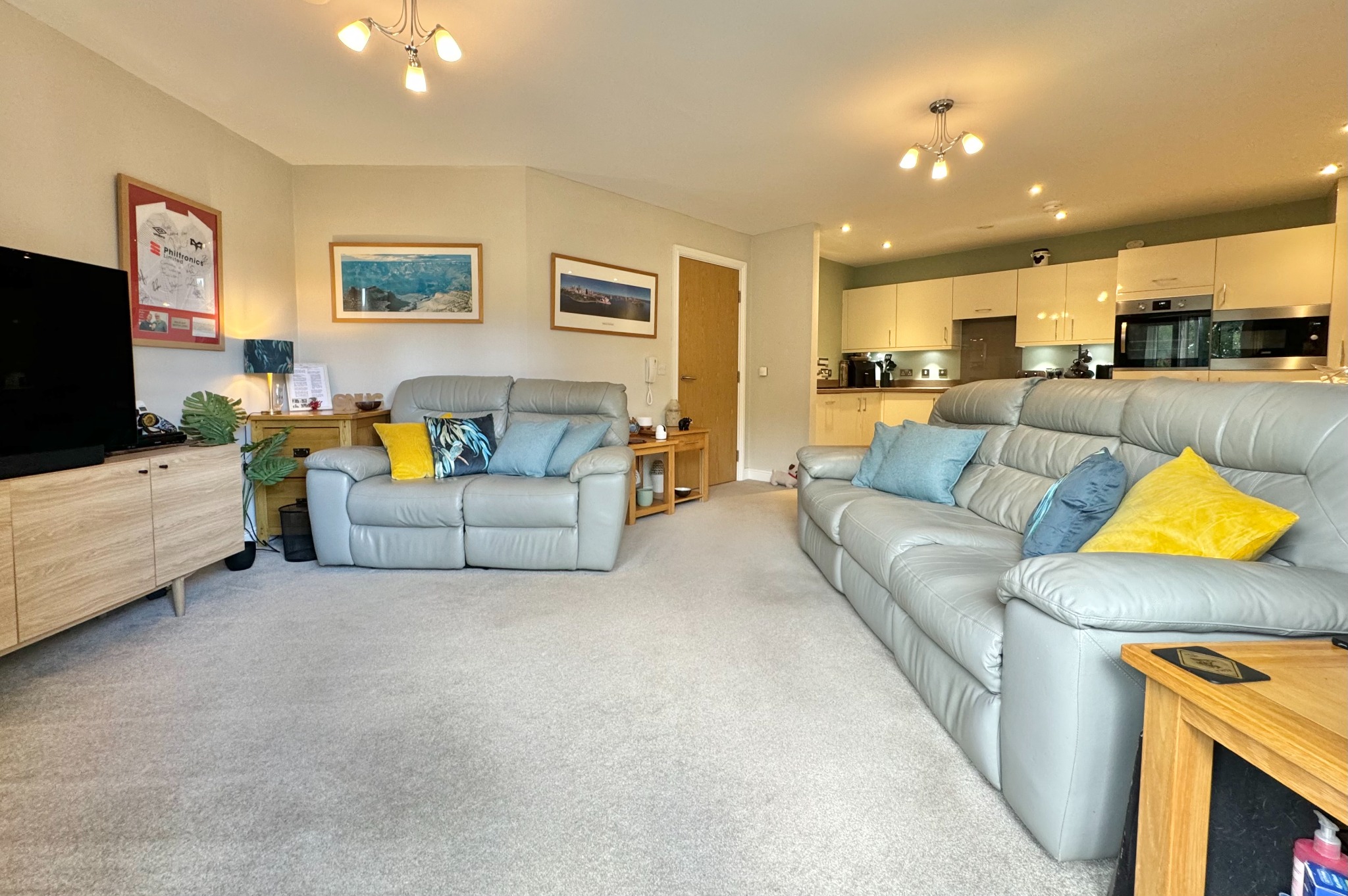 1 bed retirement property for sale in Hamilton Road, Southampton  - Property Image 6