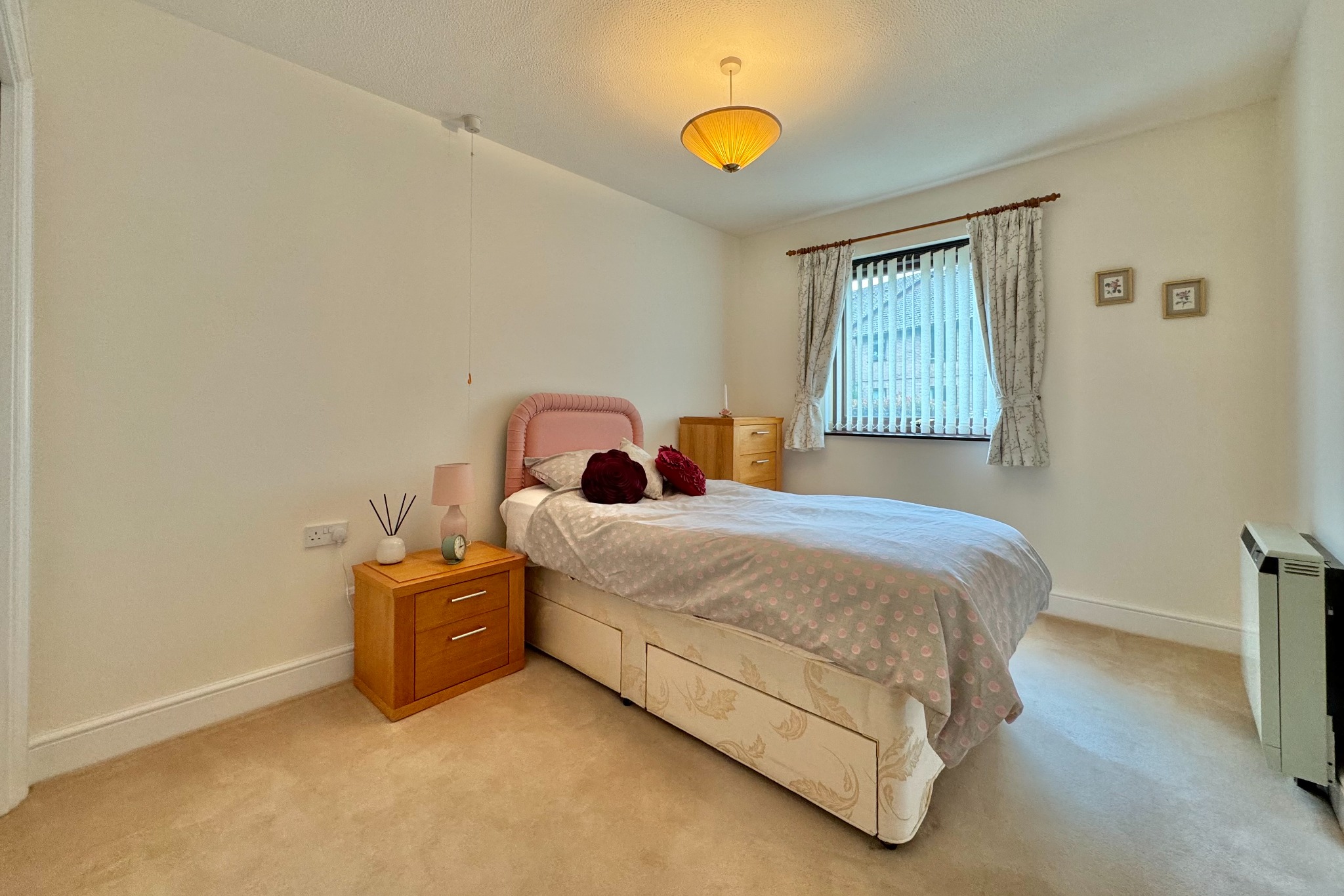 1 bed retirement property for sale in Old Common Gardens, Southampton  - Property Image 6