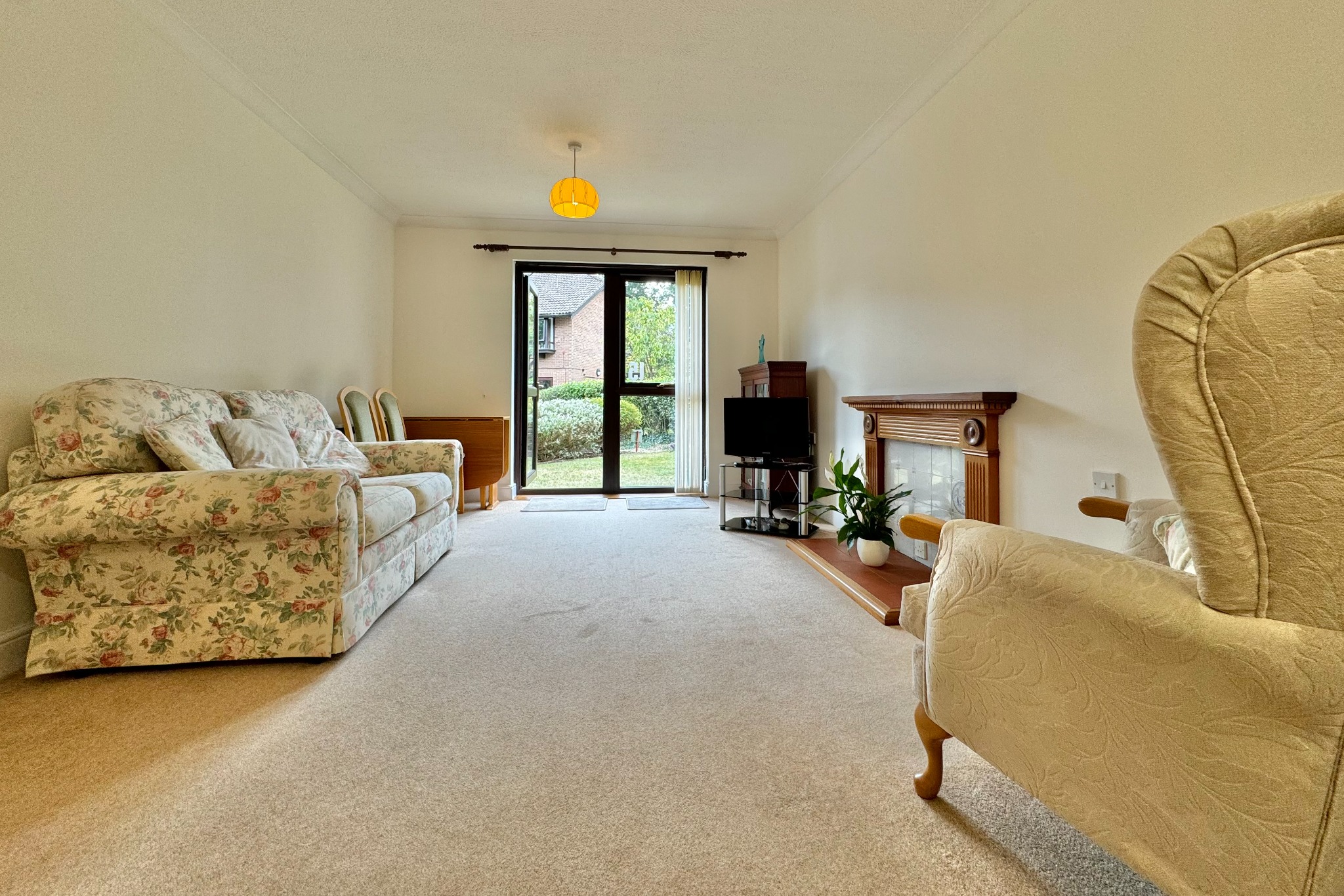 1 bed retirement property for sale in Old Common Gardens, Southampton  - Property Image 2