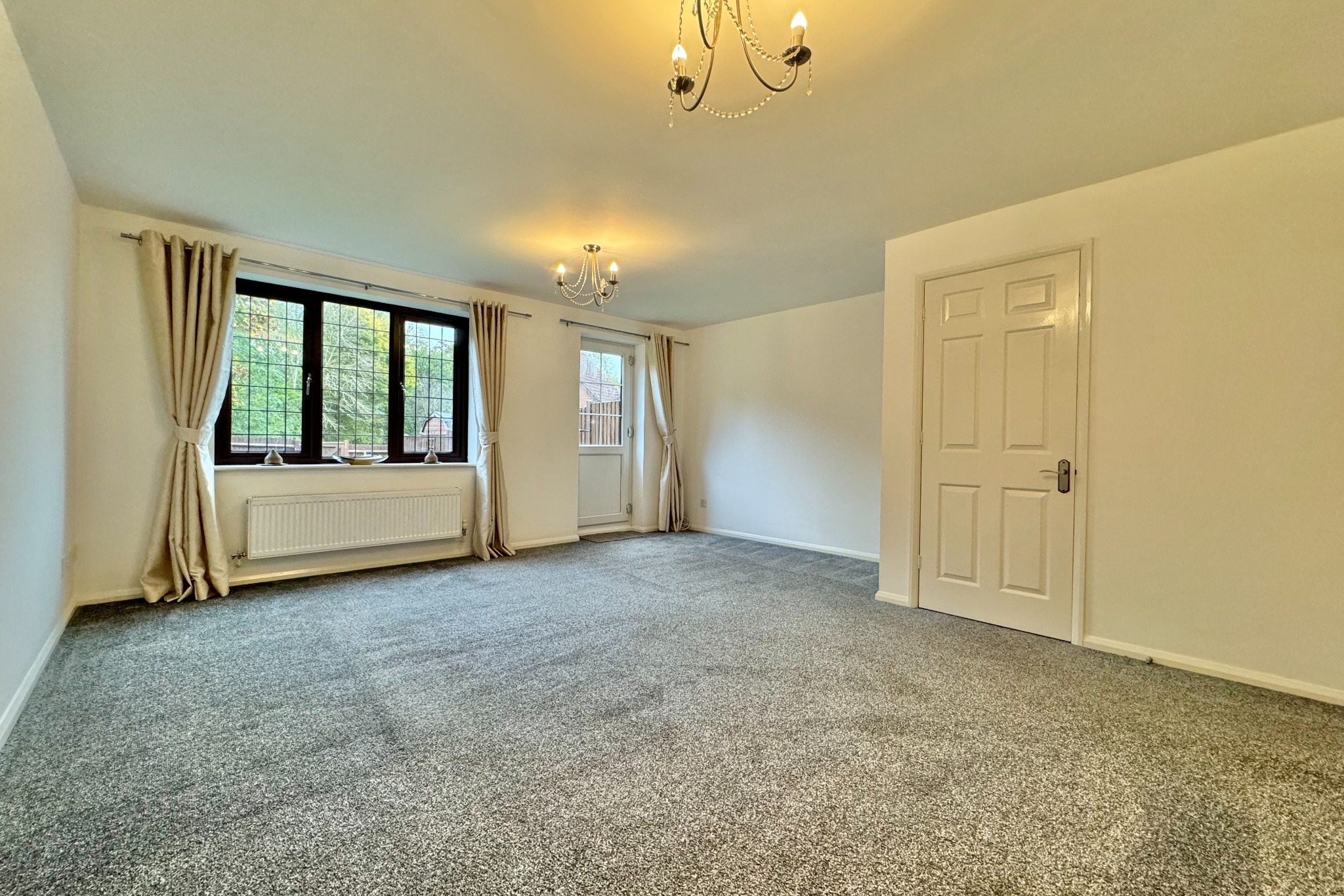 3 bed end of terrace house for sale in Clydesdale Road, Fareham  - Property Image 3