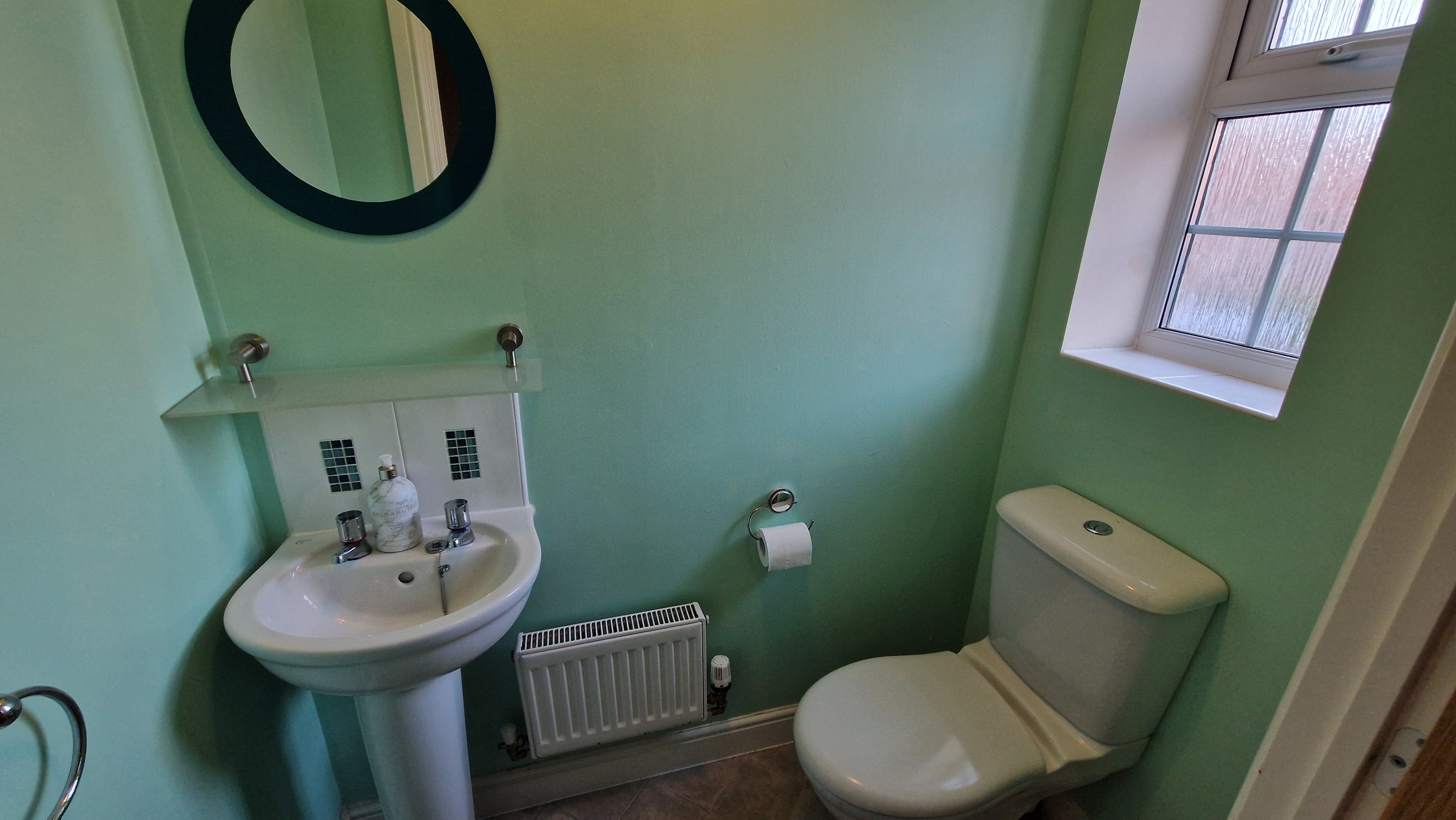 4 bed town house to rent in Roys place, Bathpool  - Property Image 2