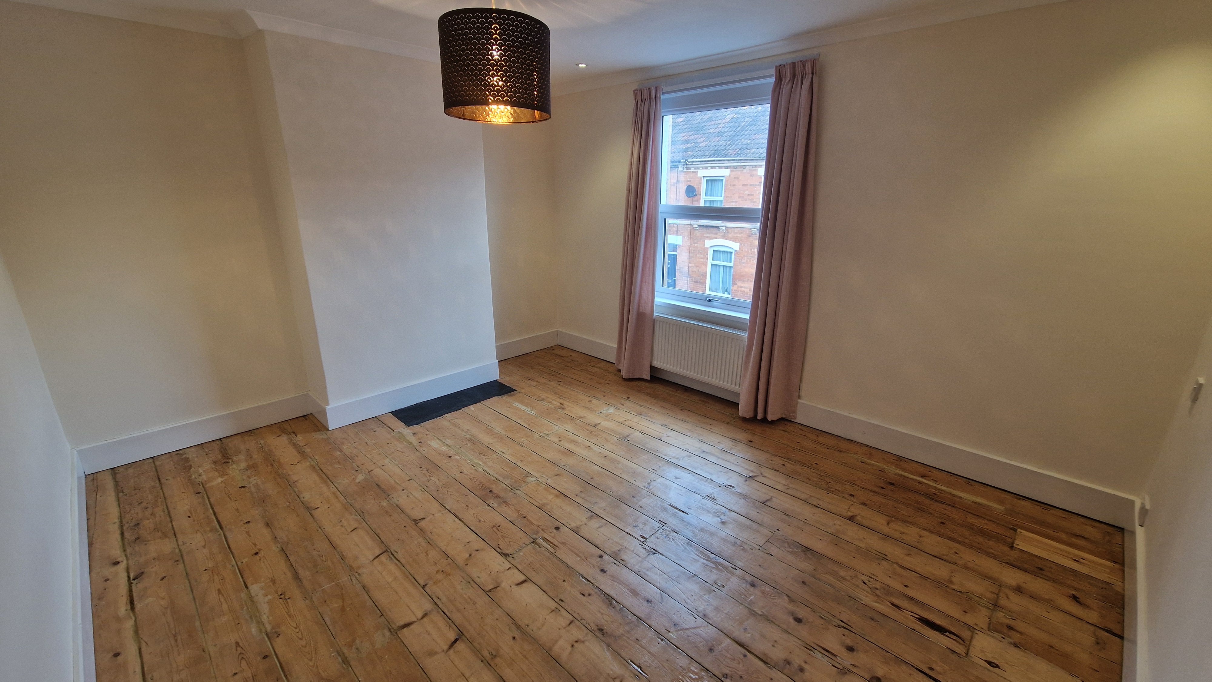 3 bed terraced house to rent in Albemarle Road 5