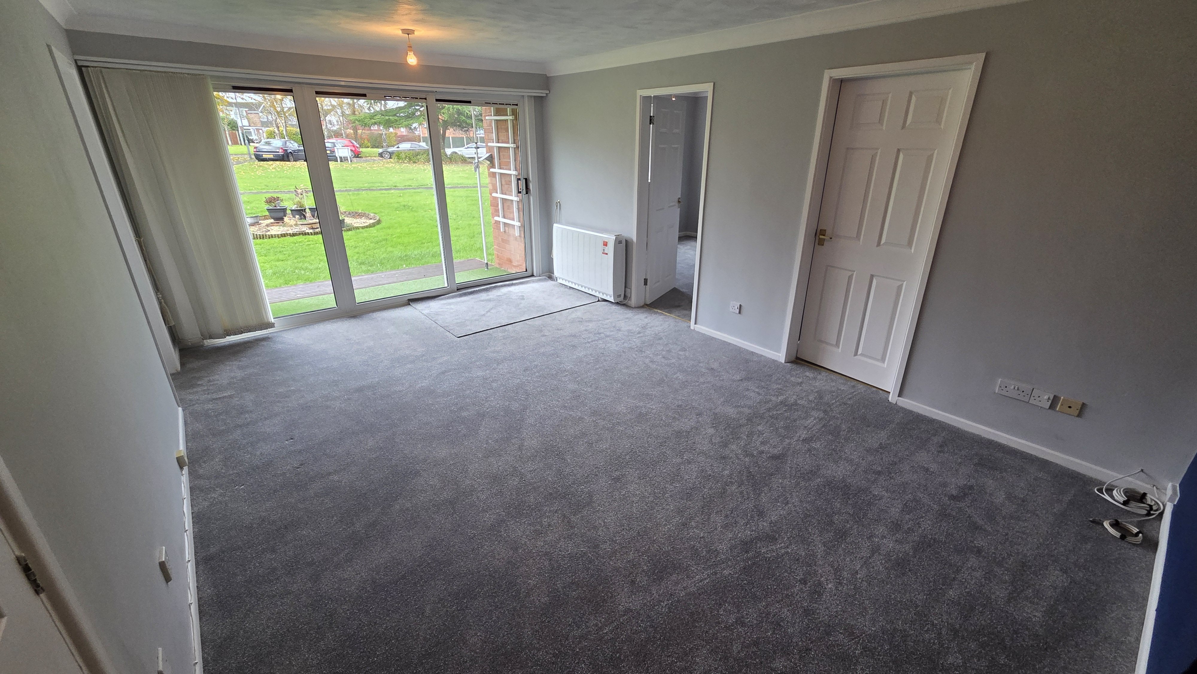 2 bed flat to rent in Wellesley Court, Windsor Close, TA1 1