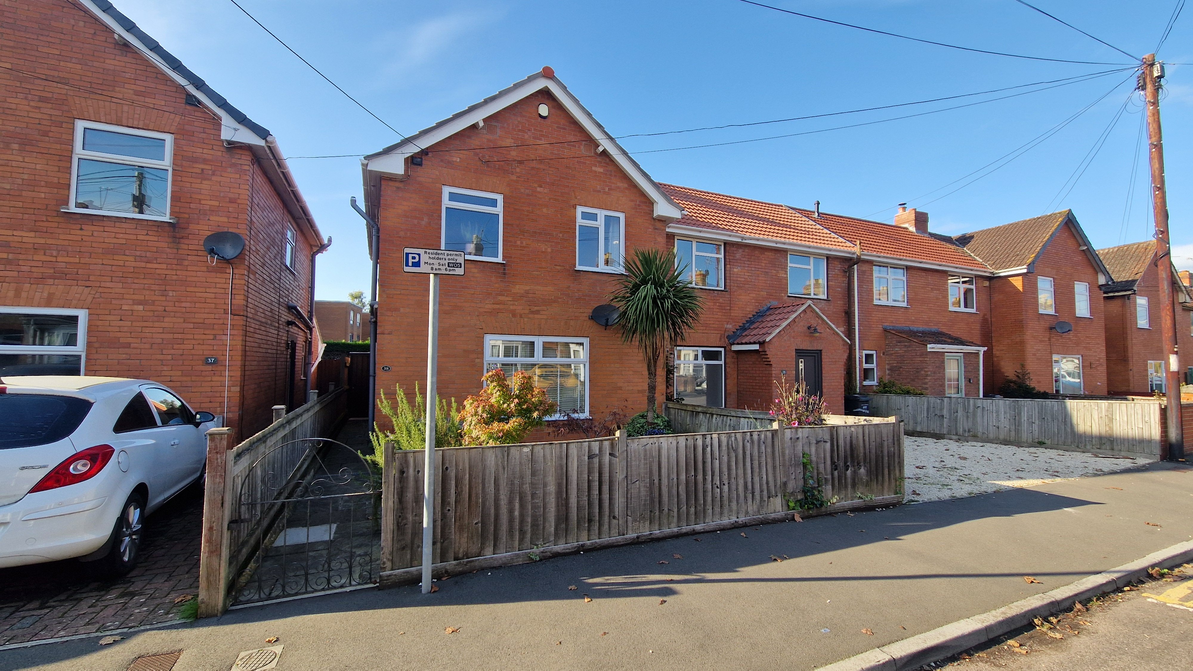 2 bed semi-detached house to rent in Cleveland Street, Taunton  - Property Image 1