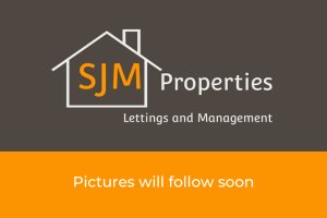 3 bed flat to rent in Belvedere Court, North Street, TA21