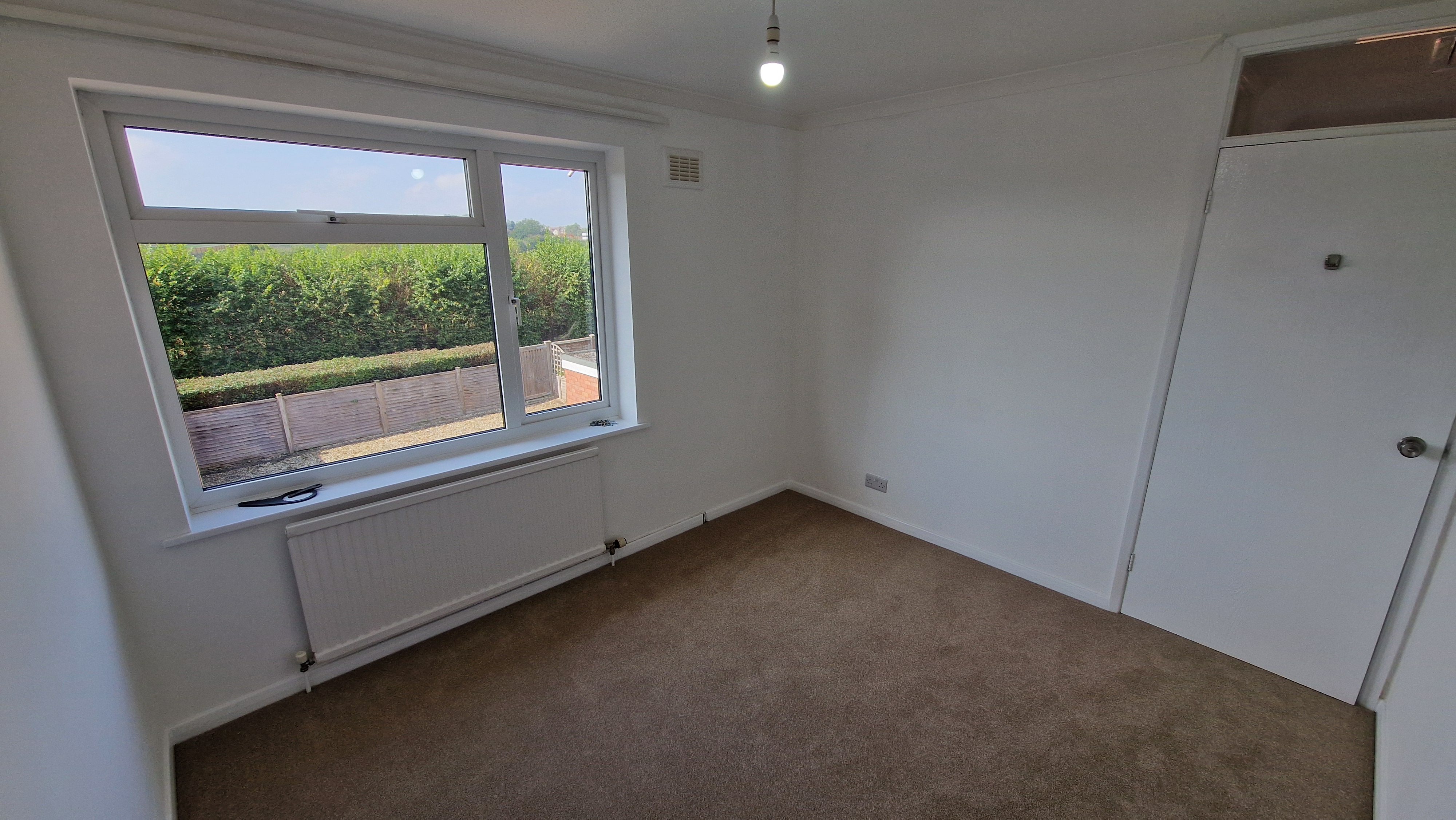 3 bed semi-detached house to rent in Matthews Road, Taunton 6