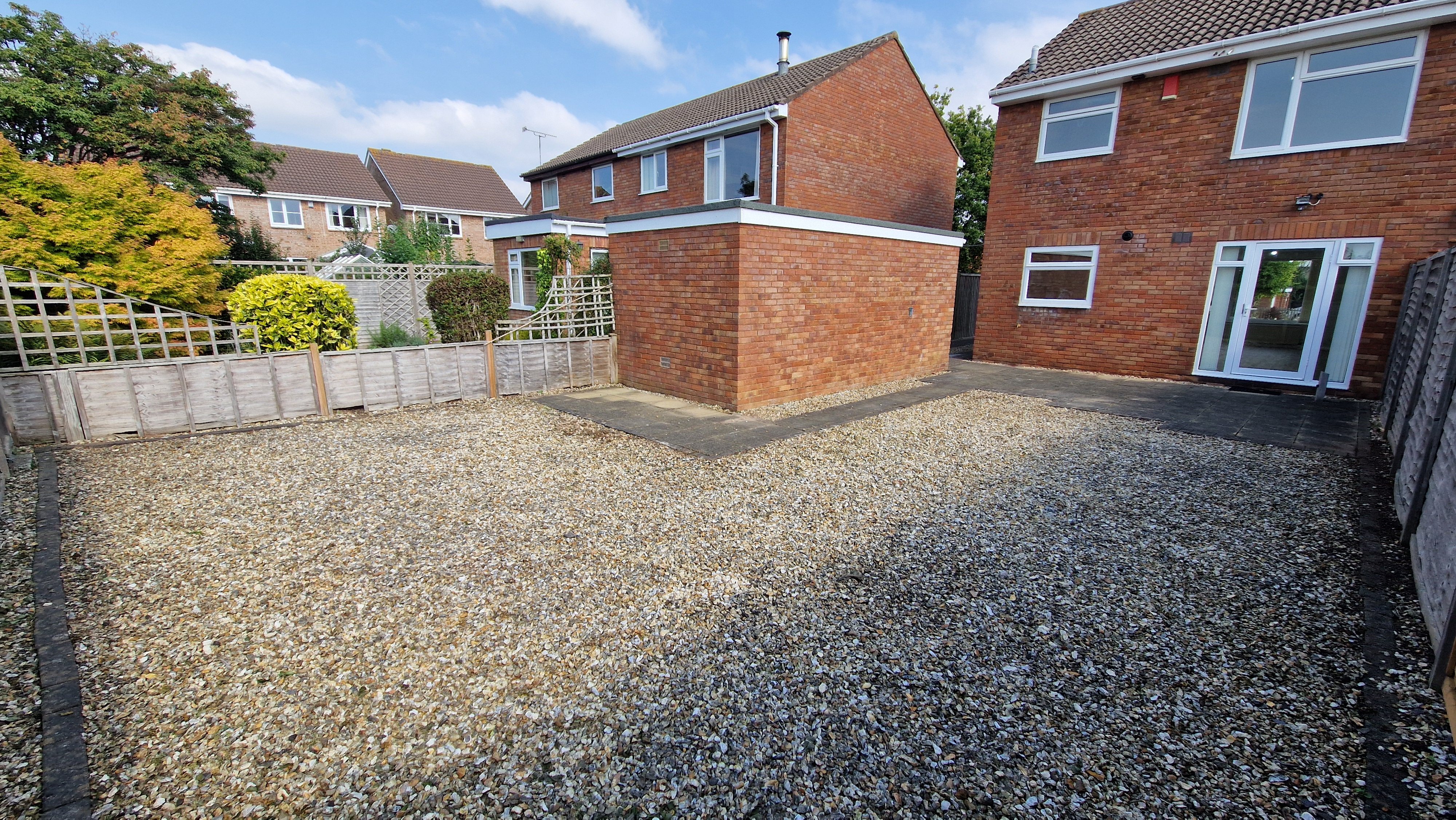 3 bed semi-detached house to rent in Matthews Road, Taunton 9