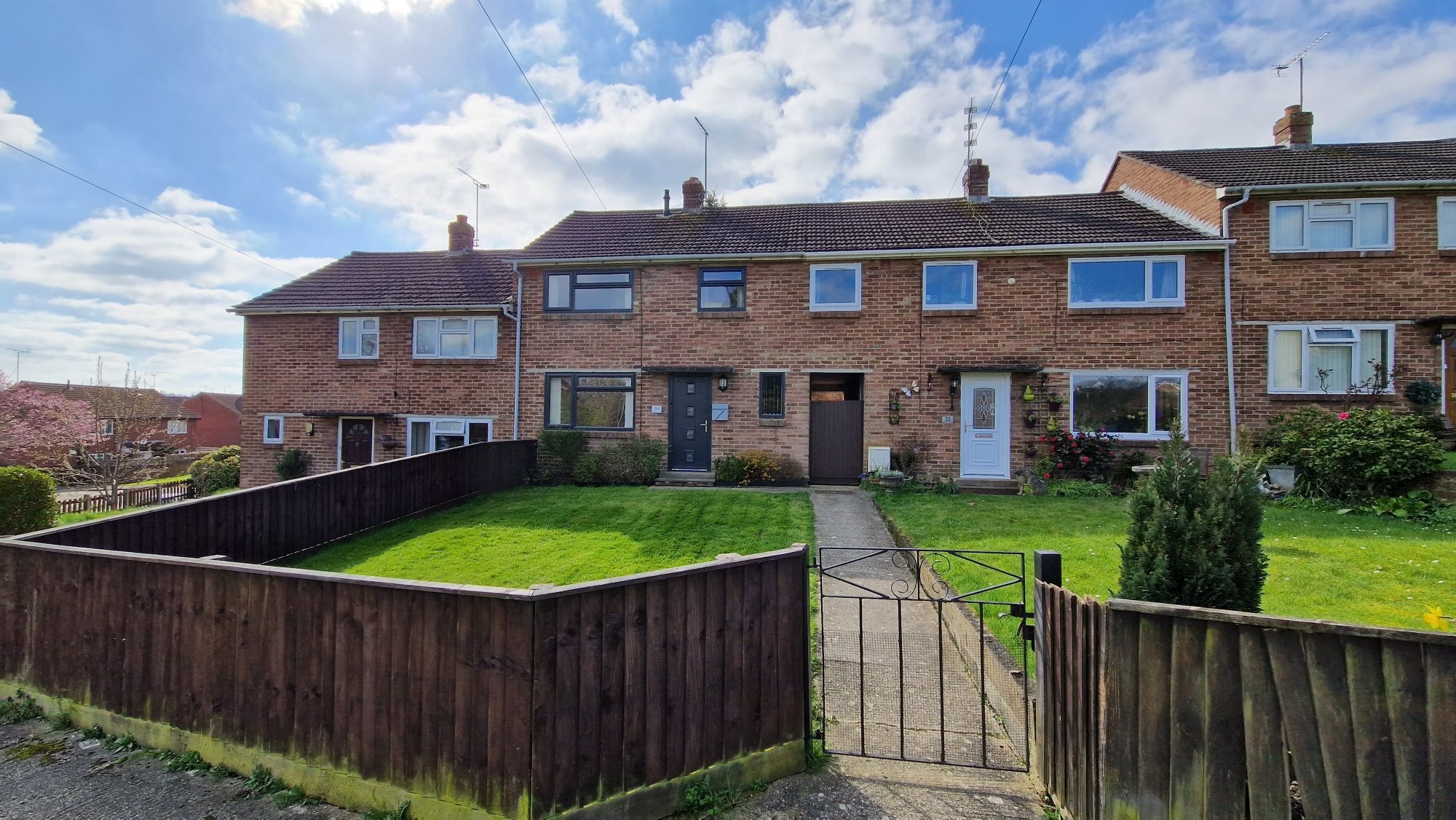 3 bed terraced house to rent in Charles Road, Yeovil, BA21