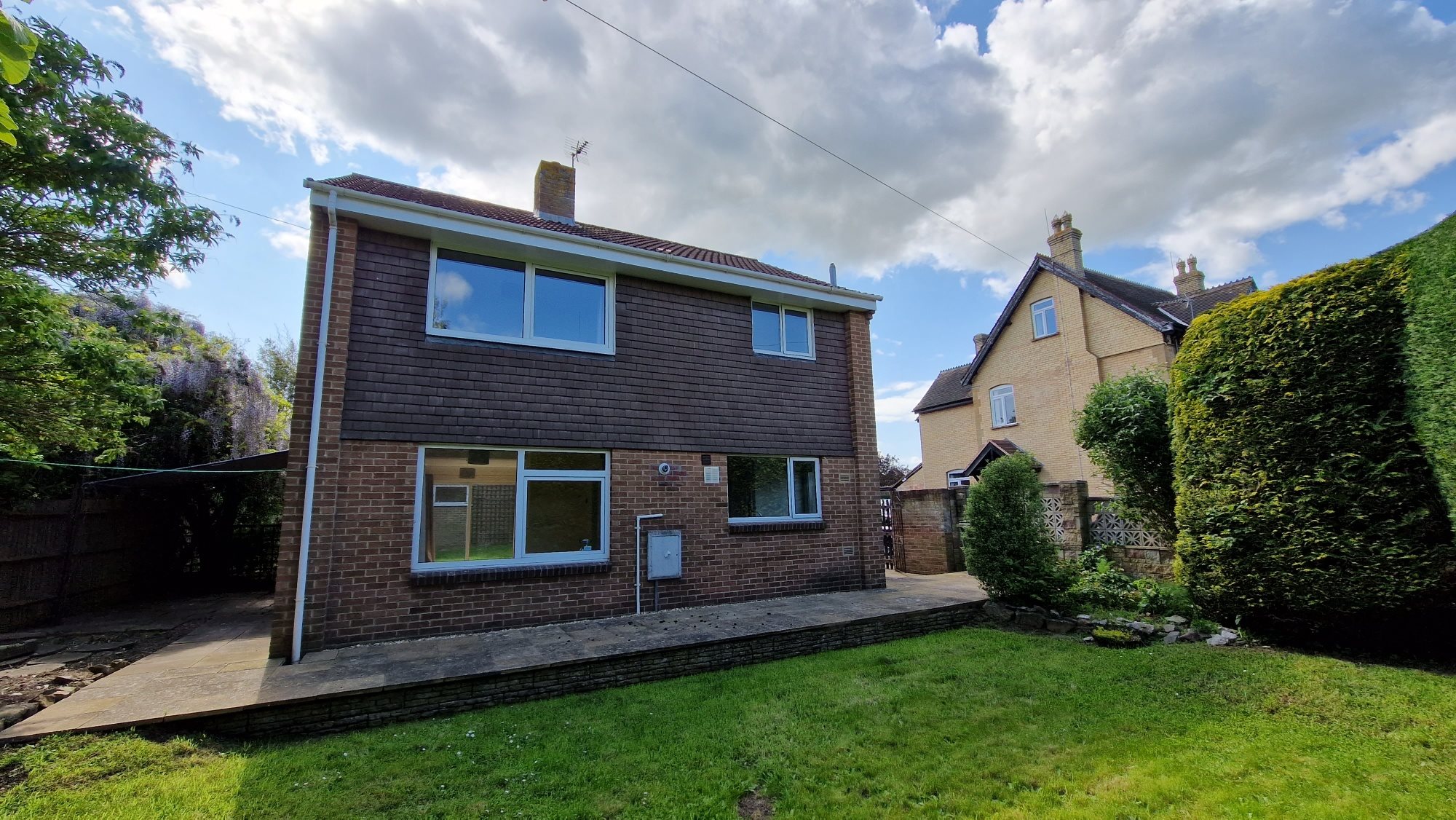 4 bed detached house to rent in Kingston Close, Taunton  - Property Image 1