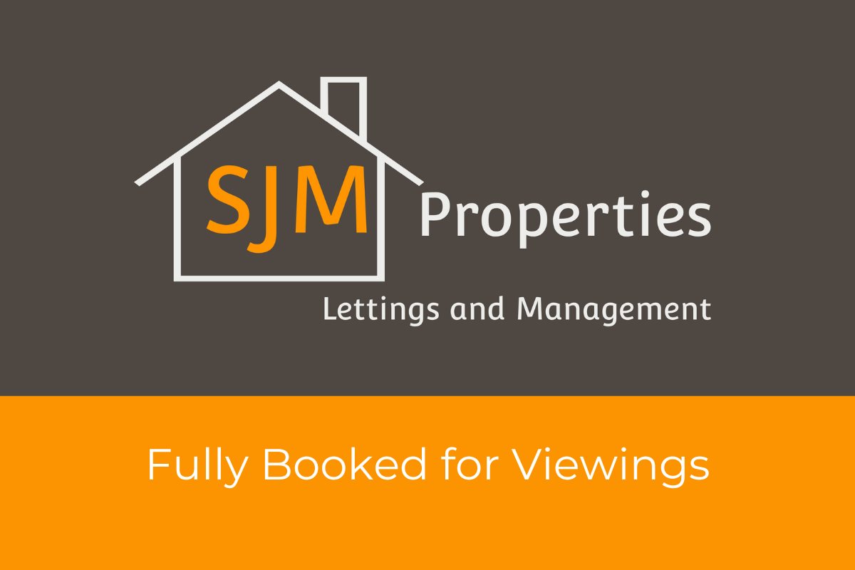 2 bed terraced house to rent in Lisieux Way, Taunton, TA1  - Property Image 1