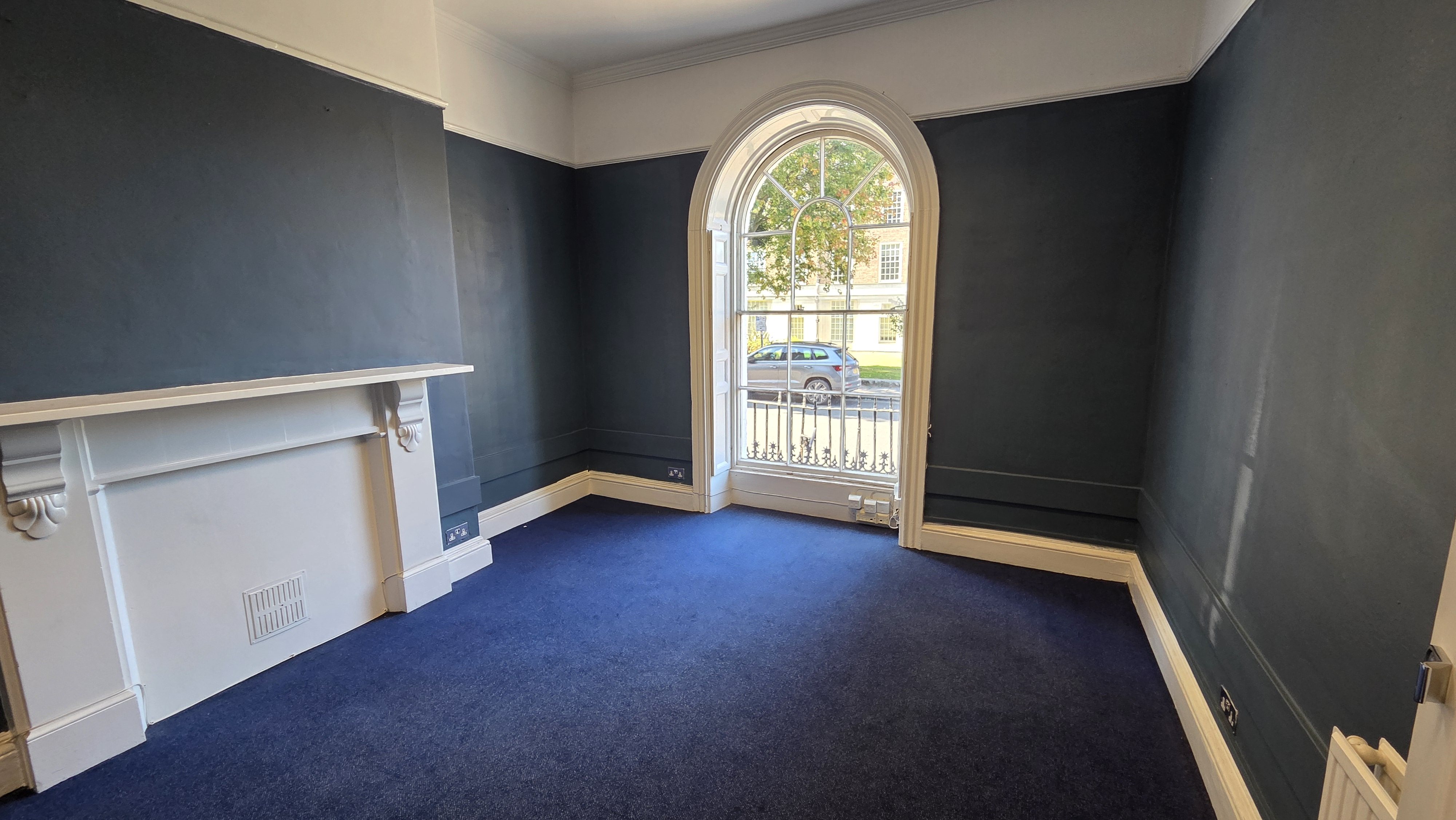 To rent in The Crescent, Ground floor front office, TA1  - Property Image 3