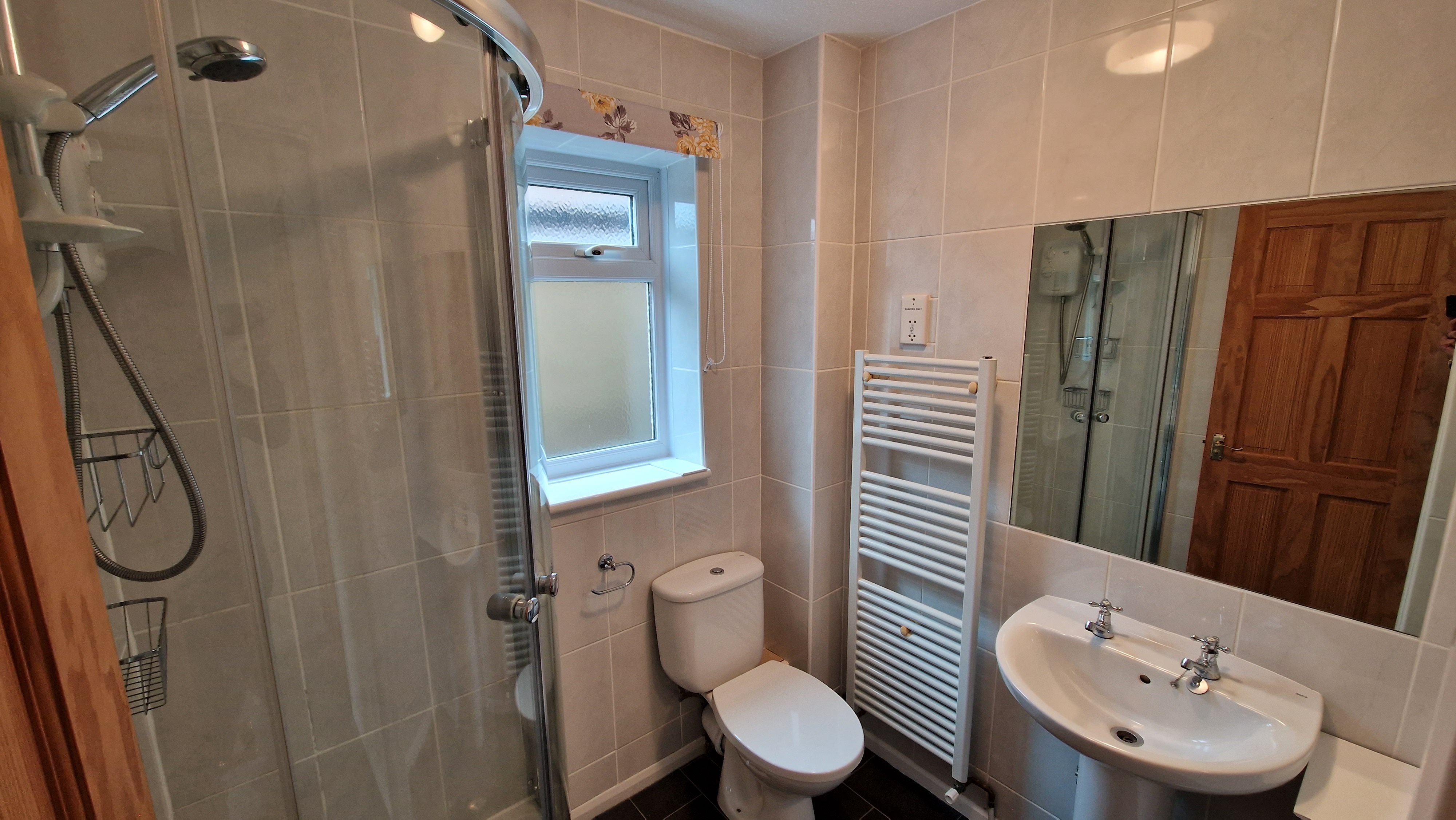 3 bed bungalow to rent in Four Acre Mead, Bishops Lydeard, TA4  - Property Image 5