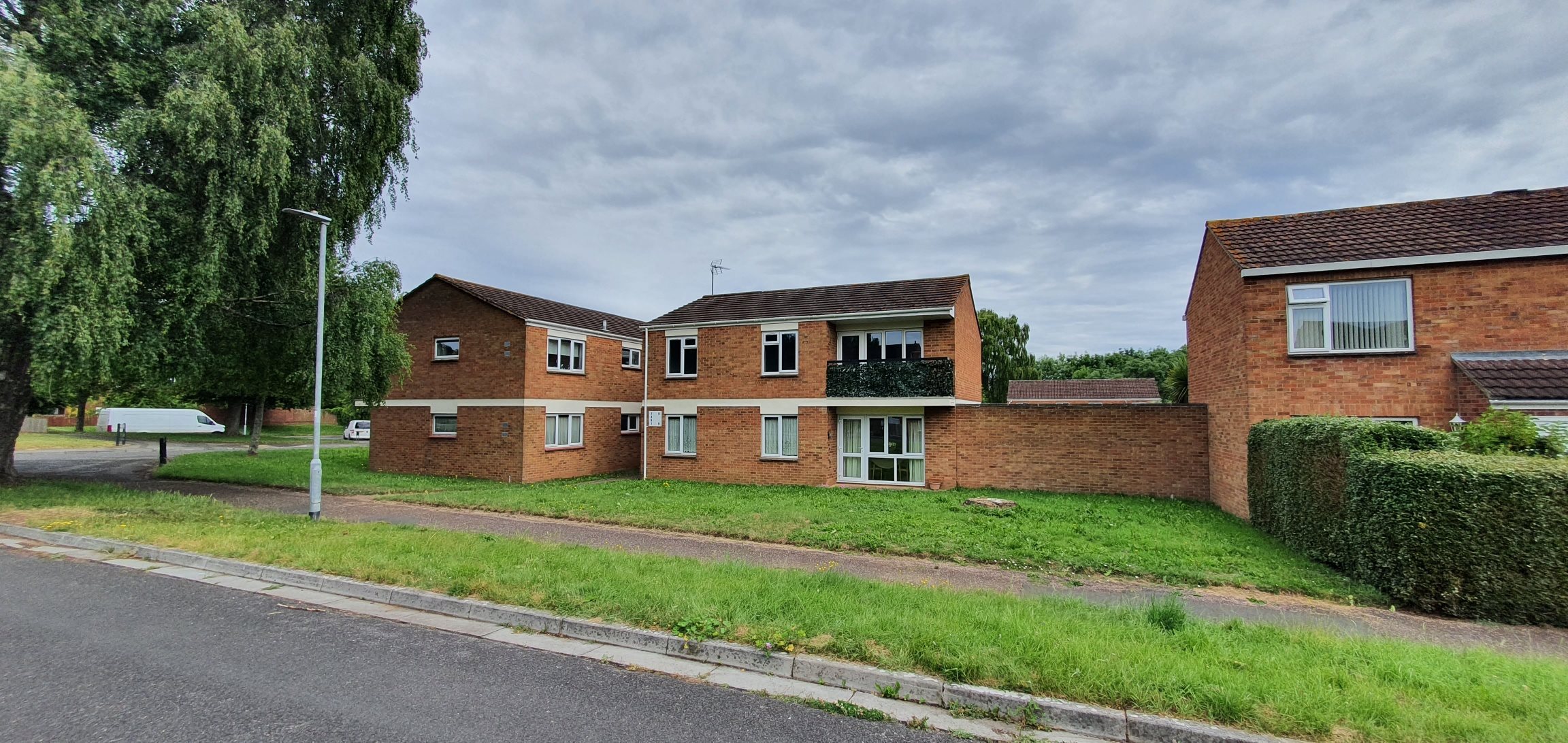 2 bed flat to rent in Alder Close, Taunton, TA1