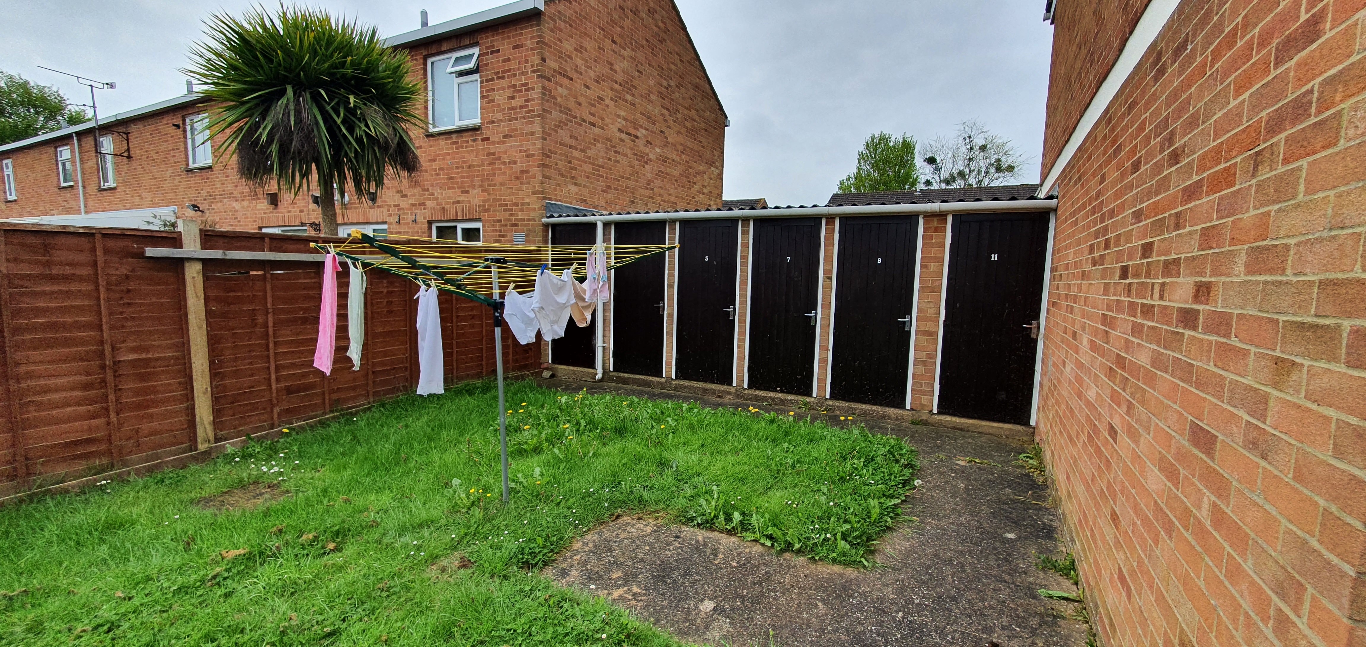 2 bed flat to rent in Alder Close, Taunton, TA1  - Property Image 9