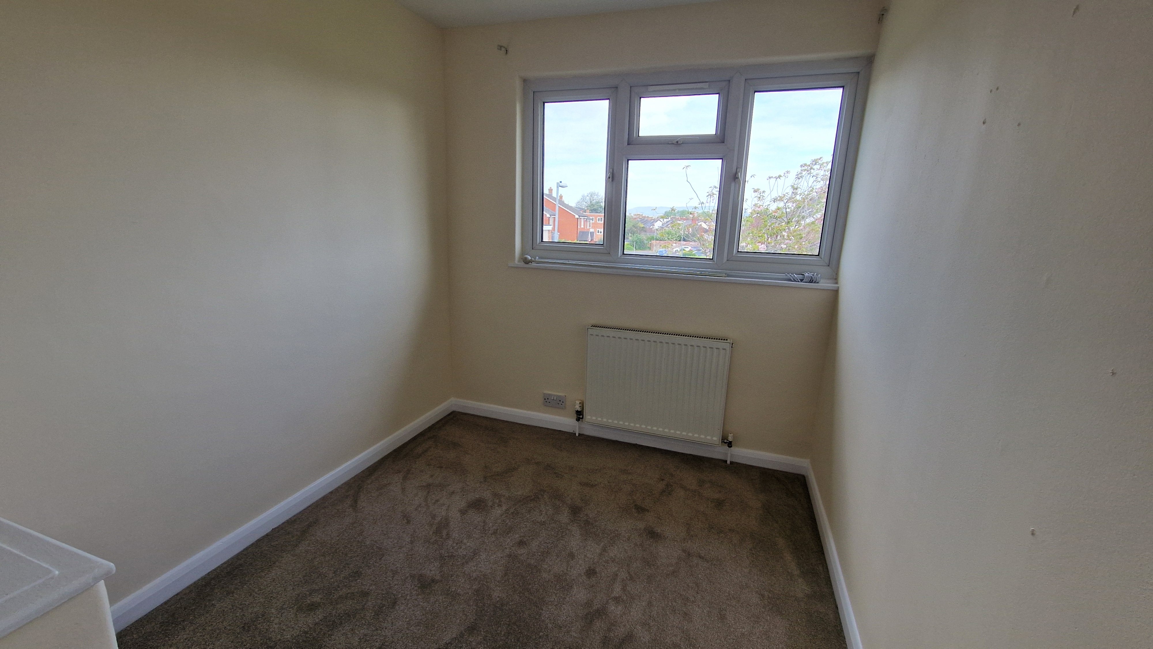 3 bed terraced house to rent in Vivary Road 9