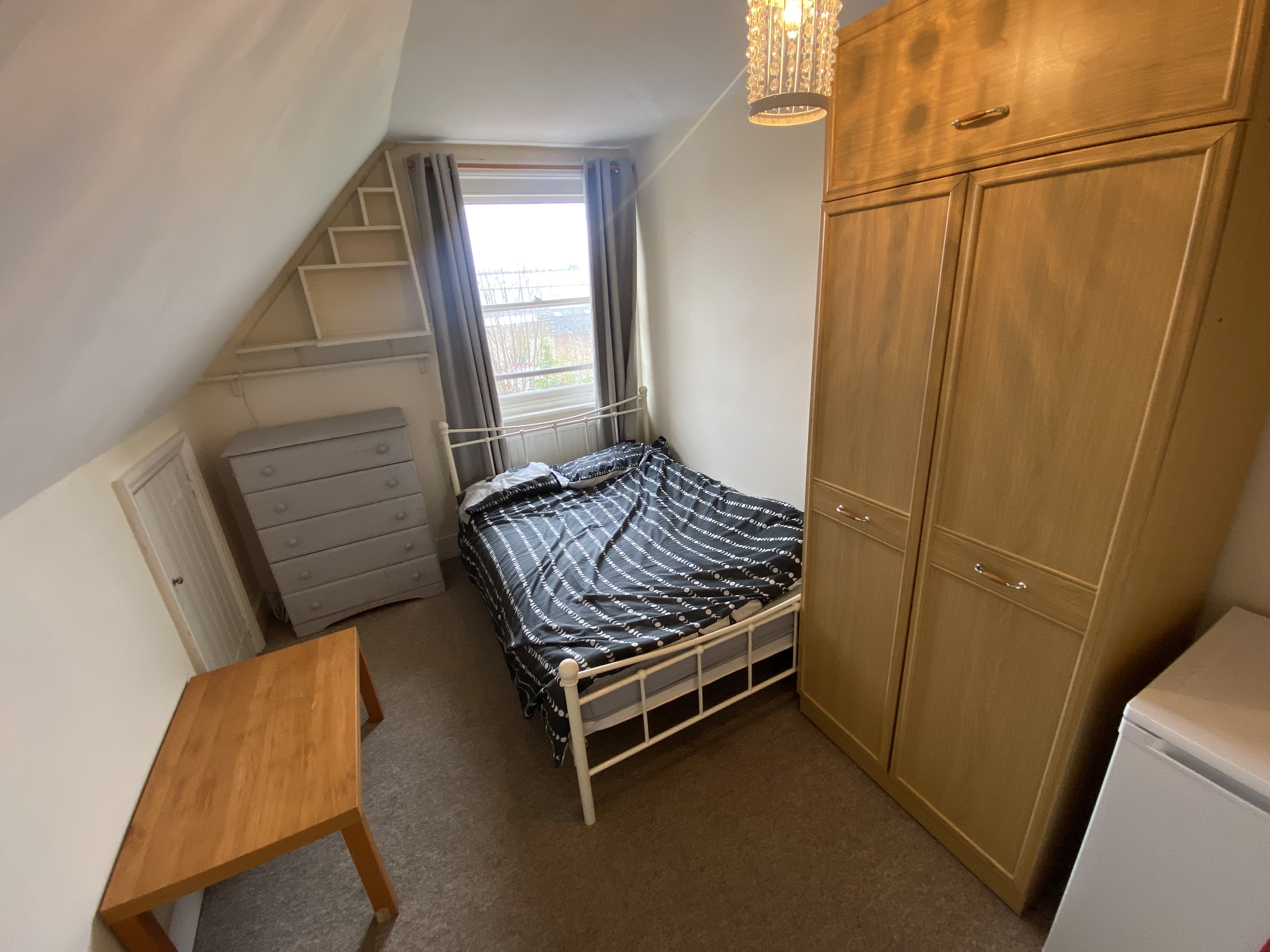 1 bed house / flat share to rent in Belvedere Road - Property Image 1