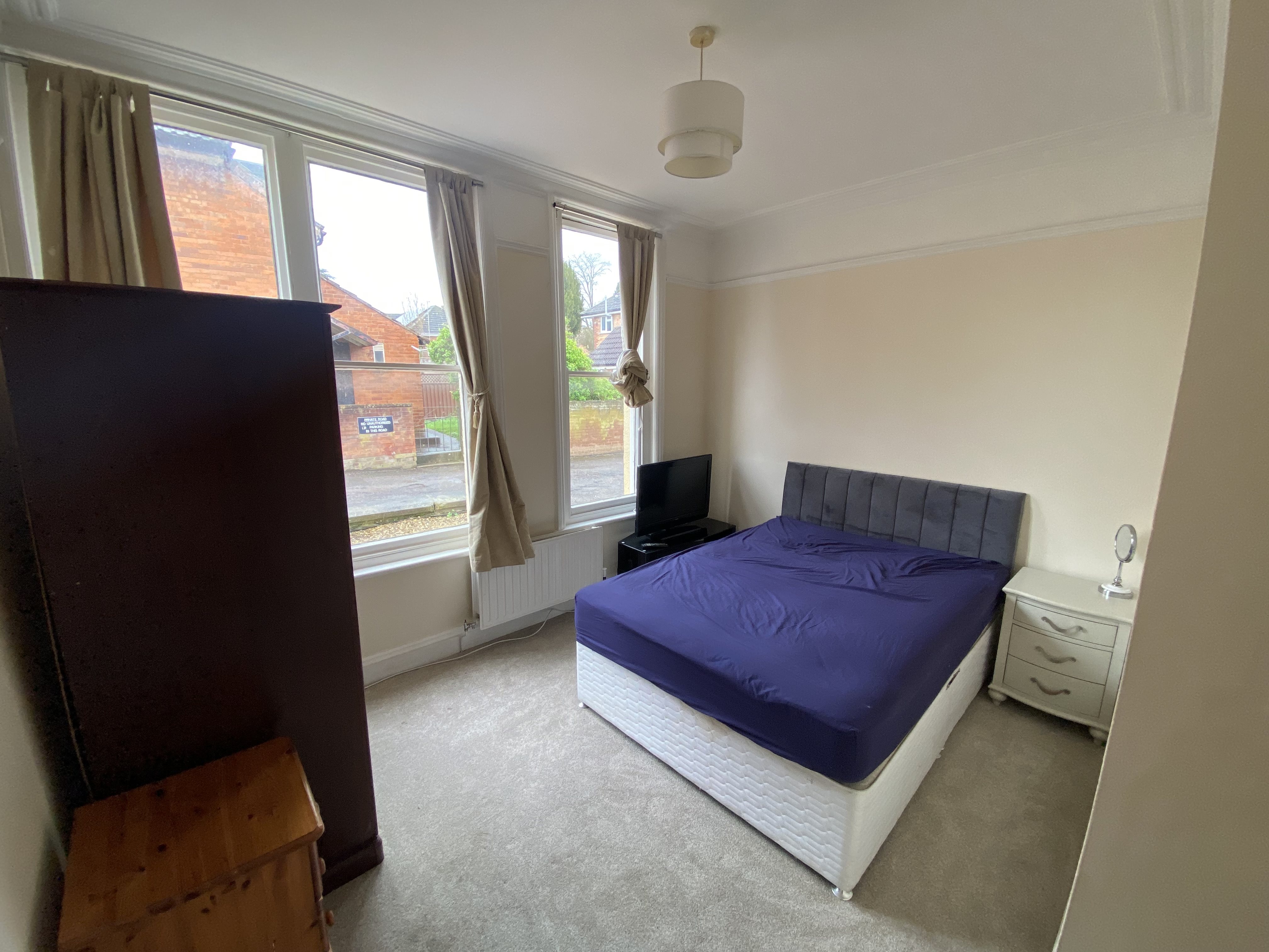 1 bed house / flat share to rent in Belvedere Road 0