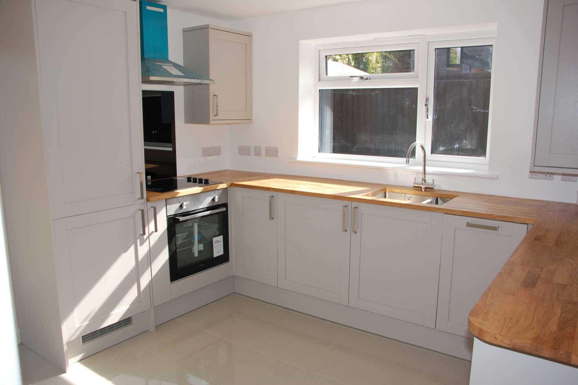 2 bed detached house to rent in Bridgwater Road  Bathpool, Taunton 2