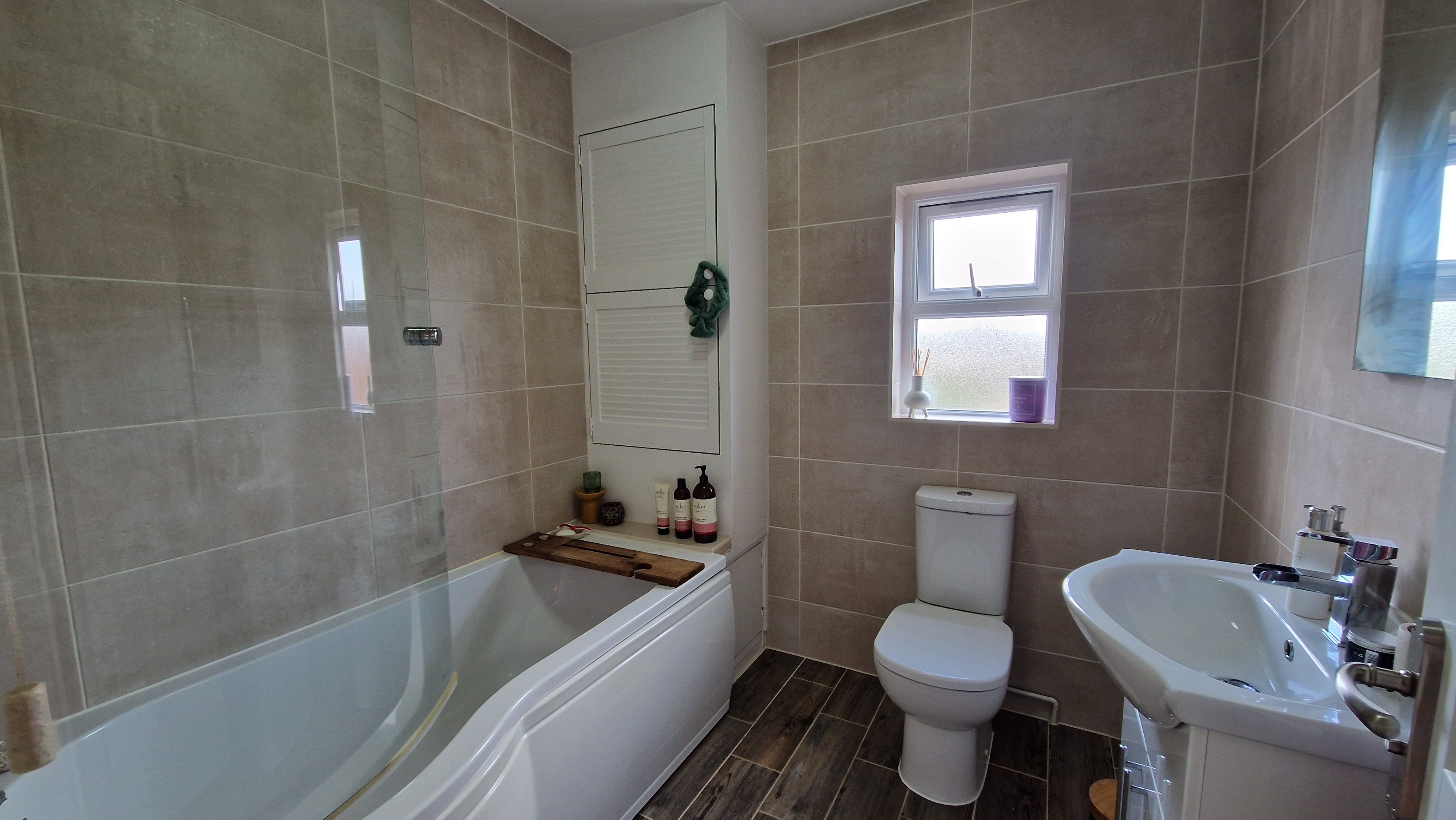 2 bed end of terrace house to rent in Cherry Grove, Taunton  - Property Image 5