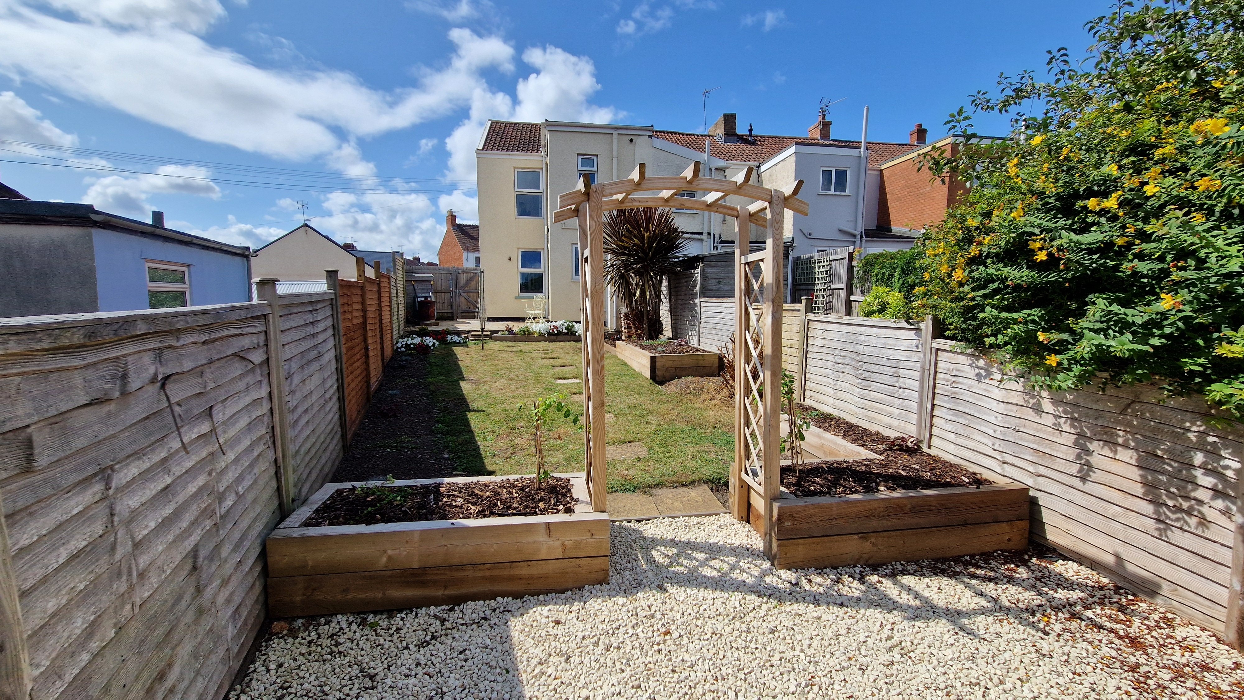 2 bed end of terrace house to rent in Cherry Grove, Taunton 8