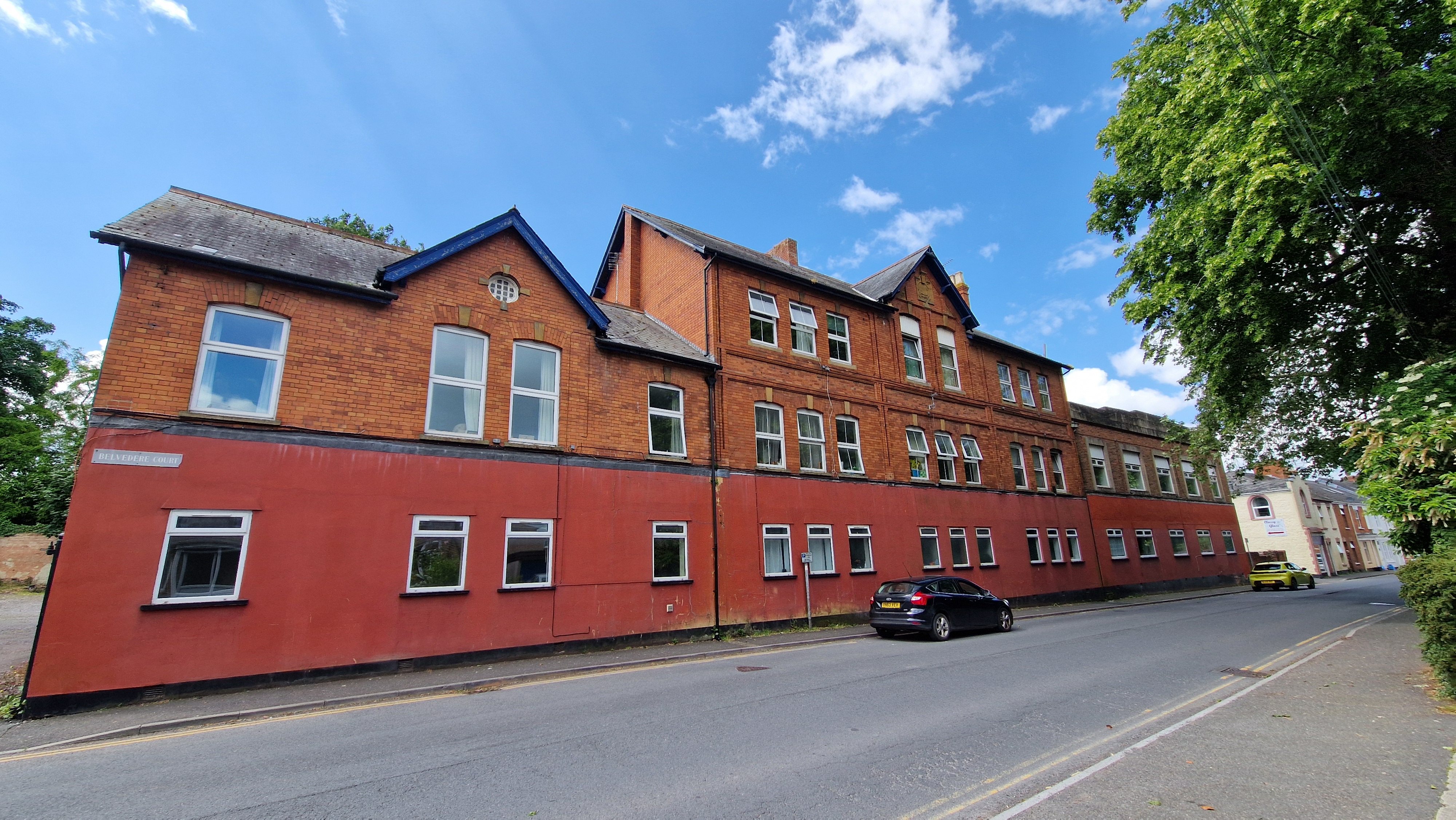 3 bed flat to rent in Belvedere Court, North Street, TA21