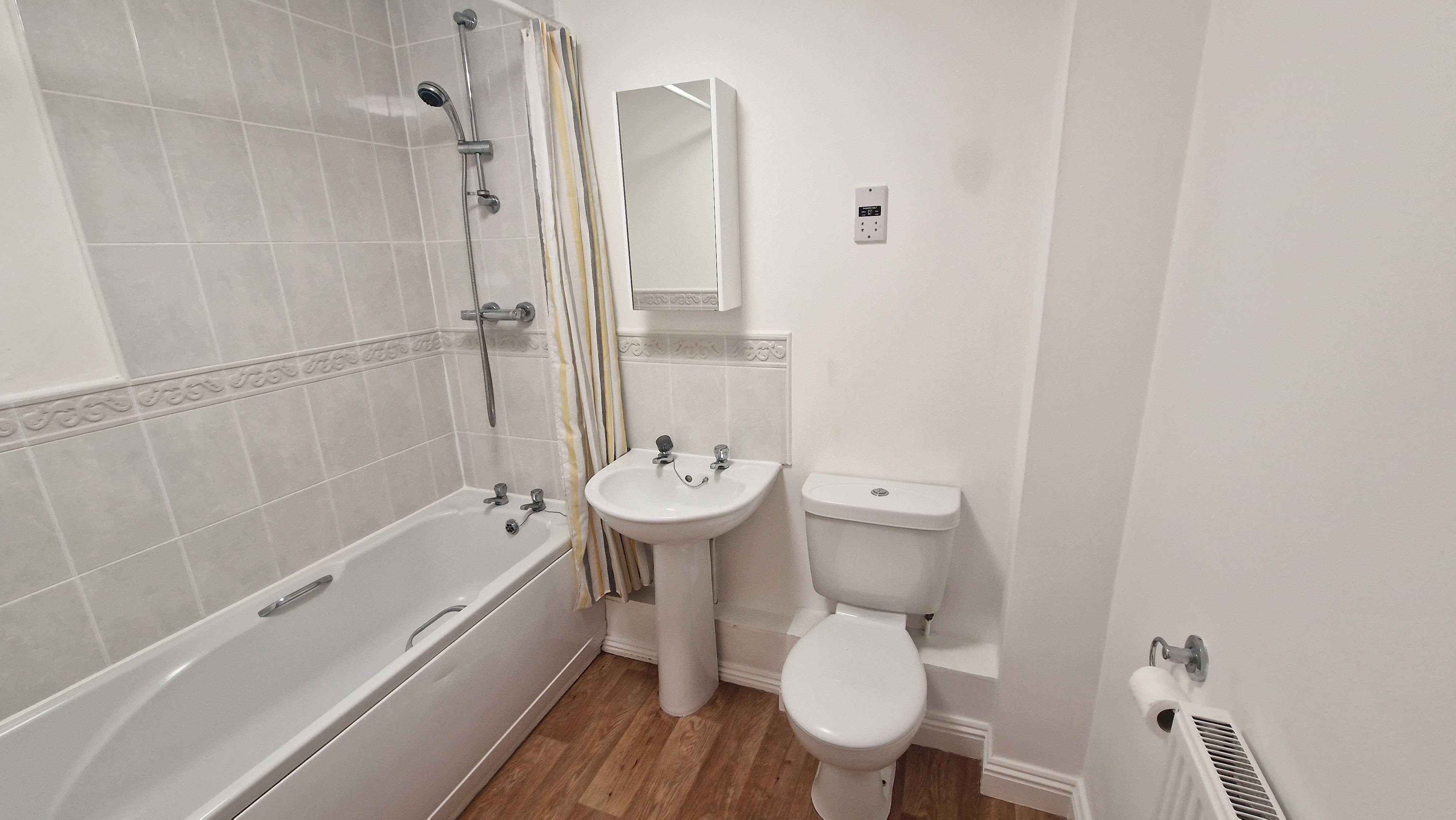 2 bed flat to rent in Northfield Court, Pollards Way, TA1  - Property Image 4