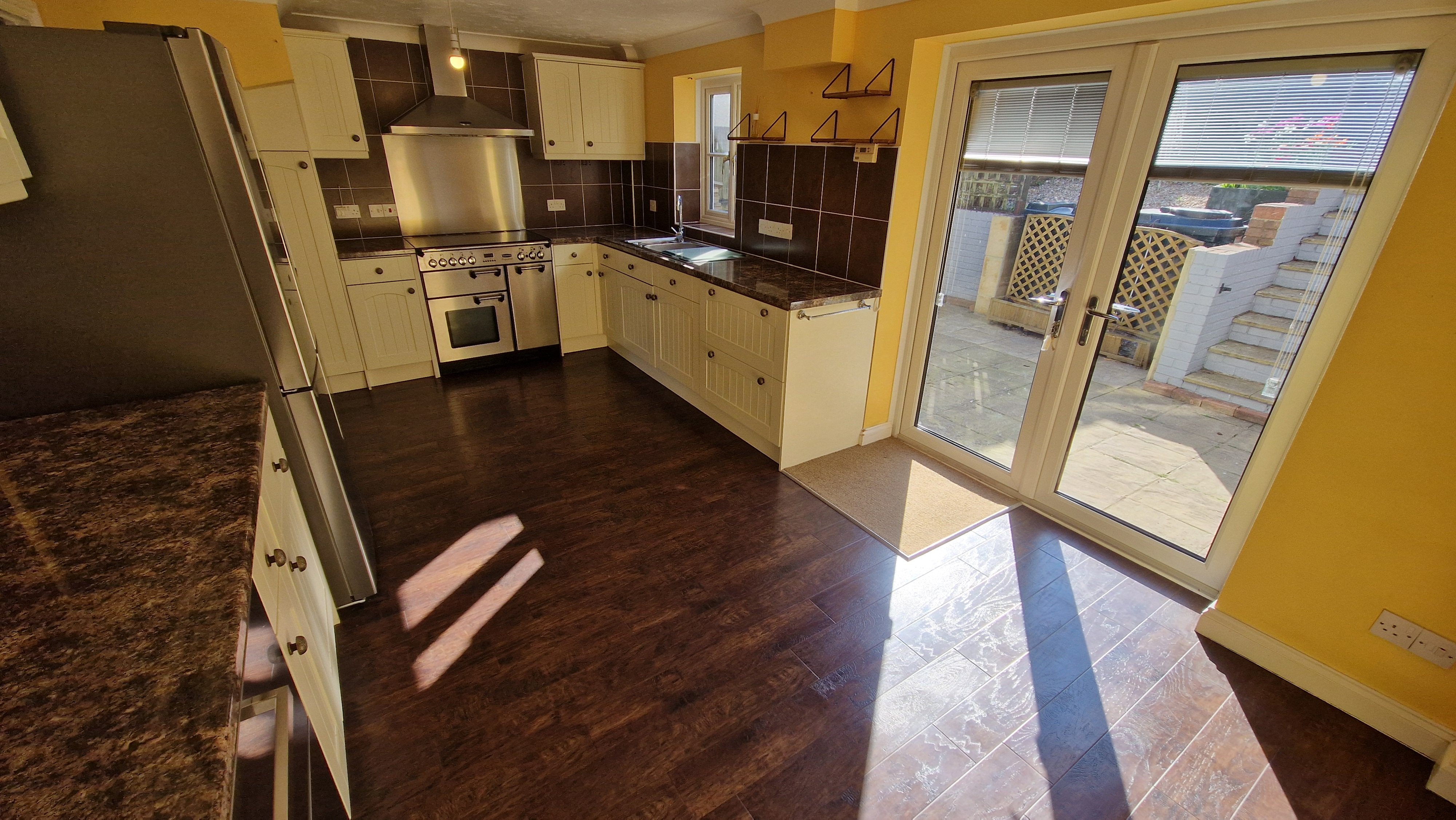 3 bed town house to rent in Meadow View,  Holywell Lake, TA21  - Property Image 4