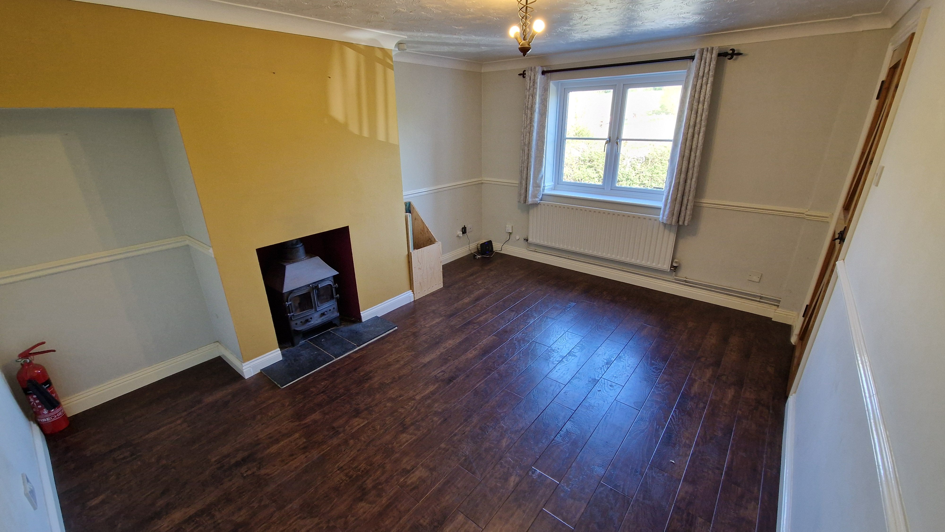 3 bed town house to rent in Meadow View,  Holywell Lake, TA21  - Property Image 3
