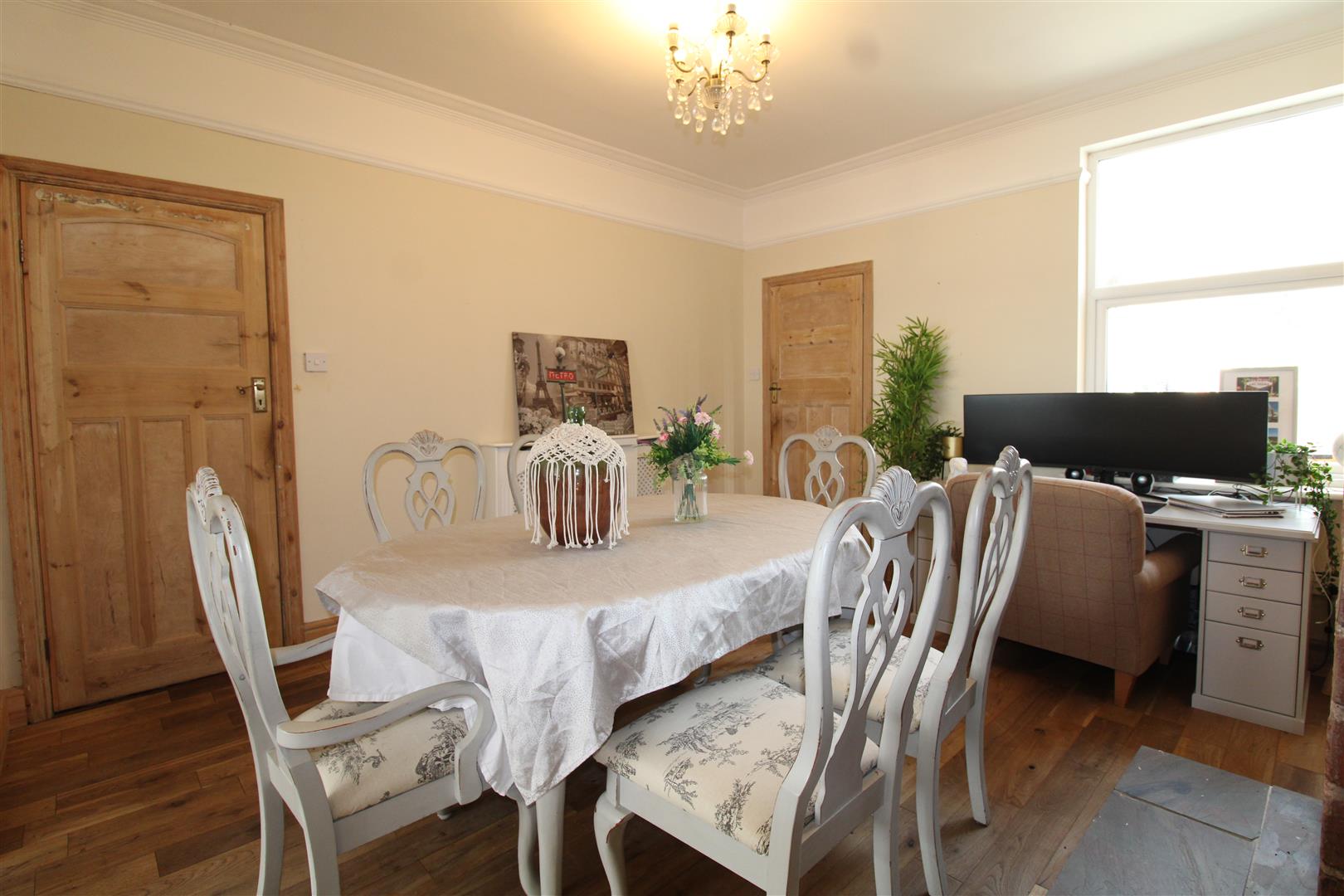 3 bed semi-detached house for sale in Cathcart Road, Stourbridge  - Property Image 5