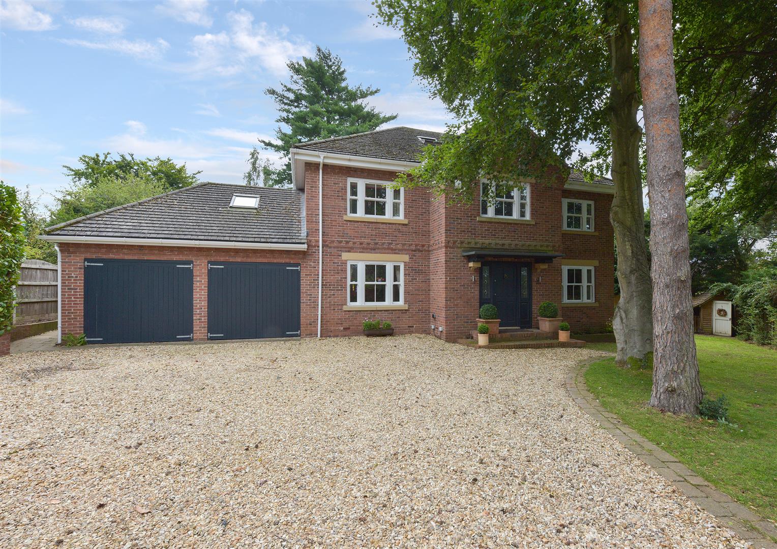 6 bed detached house for sale in Hampton Grove, Stourbridge  - Property Image 28