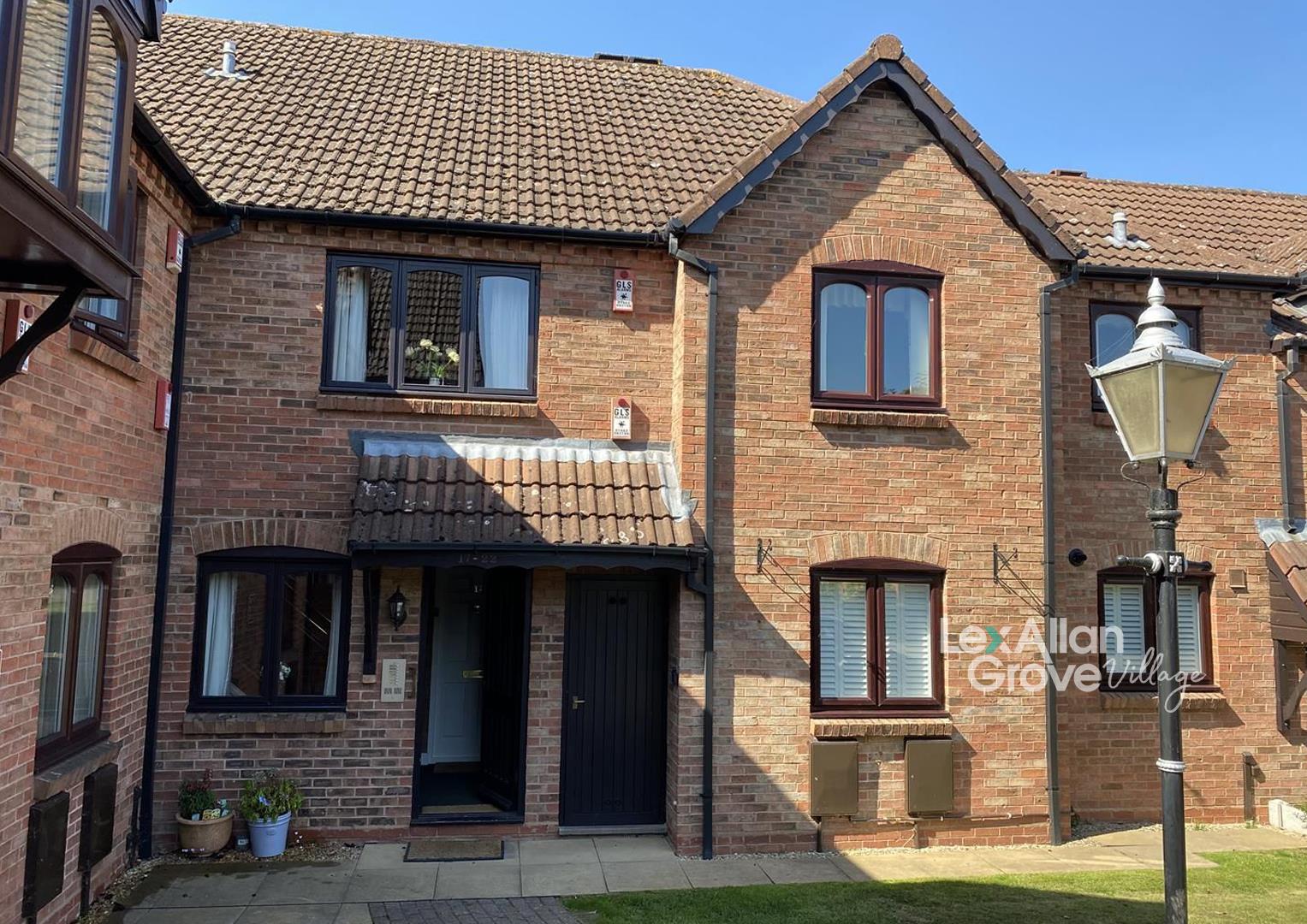 2 bed  for sale in Woodfield, Stourbridge, DY9 