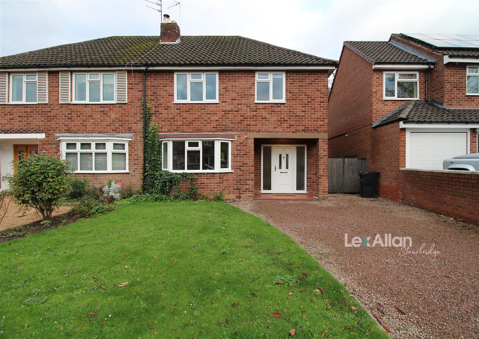 3 bed  for sale in Castle Grove, Stourbridge, DY8 