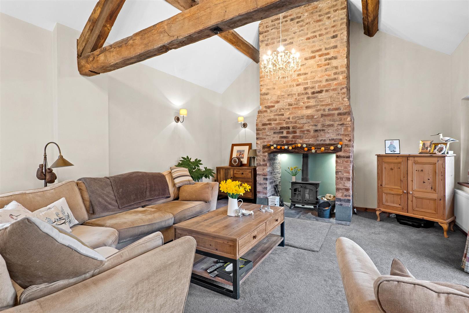 2 bed barn conversion for sale in The Hyde, Stourbridge  - Property Image 4