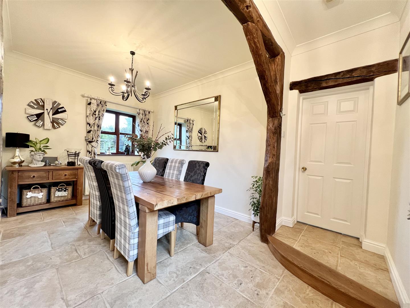 3 bed barn conversion for sale in Off Waggon Lane, Kidderminster  - Property Image 11