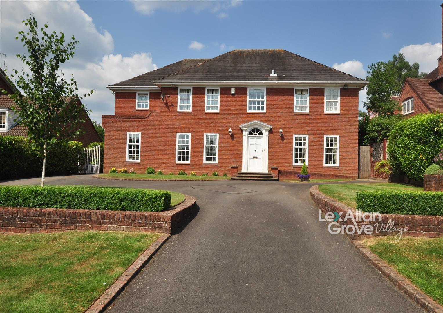 5 bed house for sale in Middlefield Lane, Stourbridge  - Property Image 1