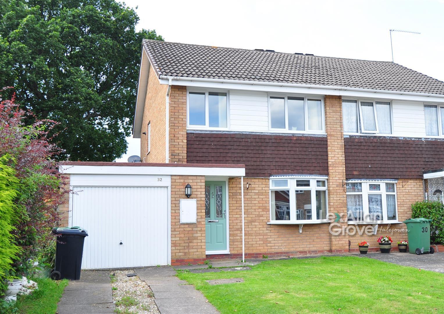 3 bed semi-detached house for sale in Long Mynd, Halesowen - Property Image 1
