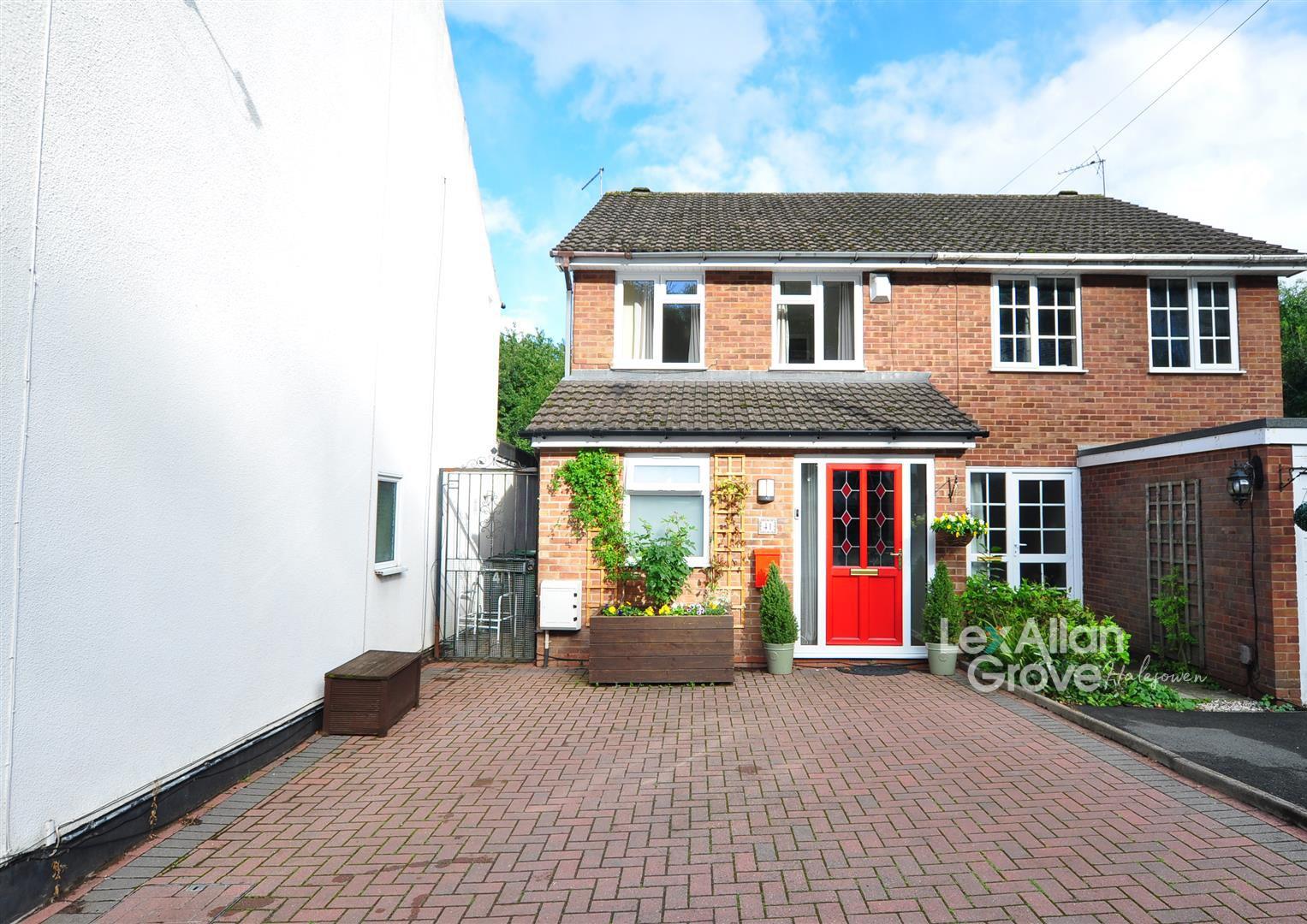 3 bed semi-detached house for sale in Furnace Hill, Halesowen - Property Image 1