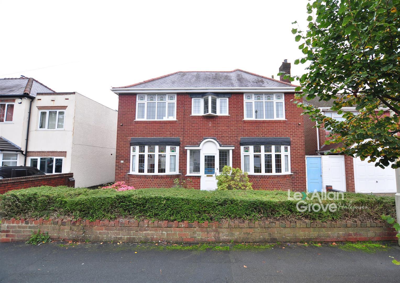 3 bed detached house for sale in Olive Hill Road, Halesowen, B62 
