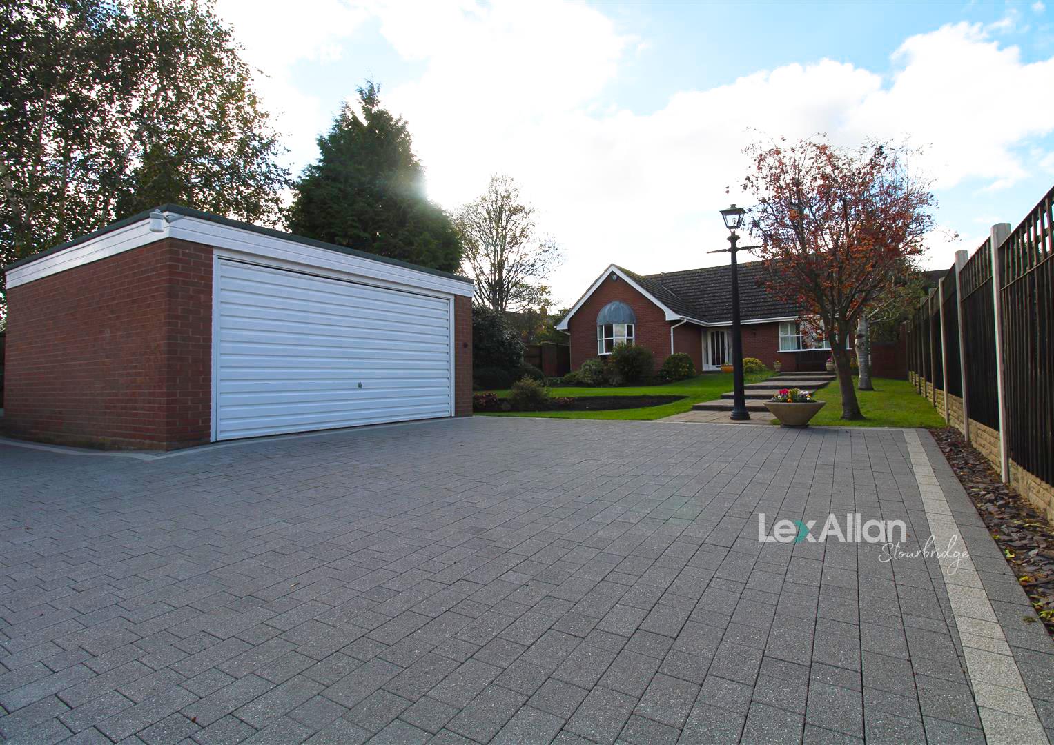 3 bed detached bungalow for sale in Wood Street, Stourbridge, DY8 