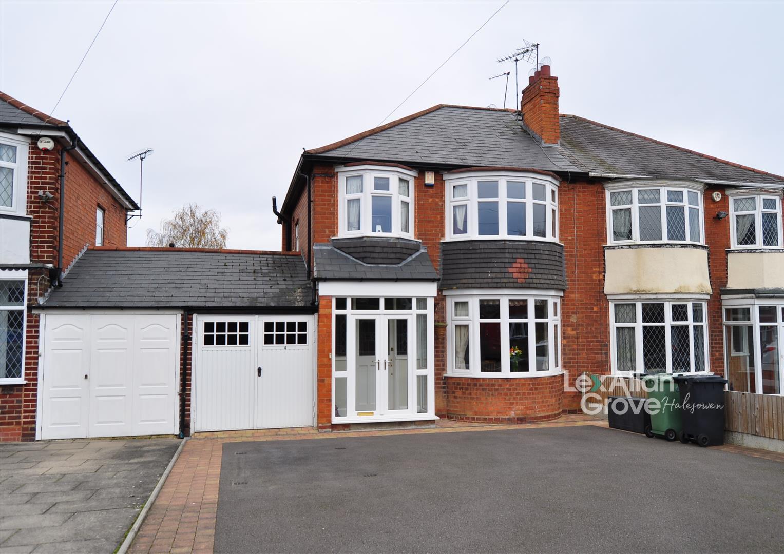 3 bed semi-detached house for sale in Cavendish Road, Halesowen, B62 