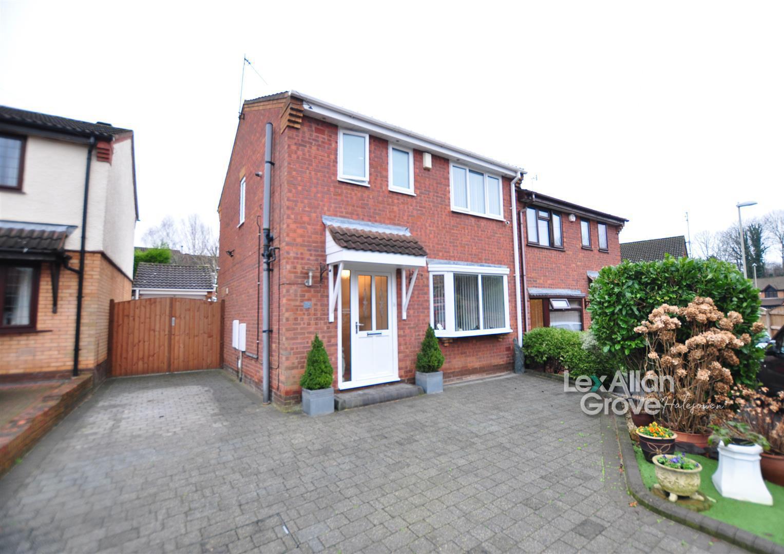 3 bed  for sale in Balmoral Close, Halesowen, B62 