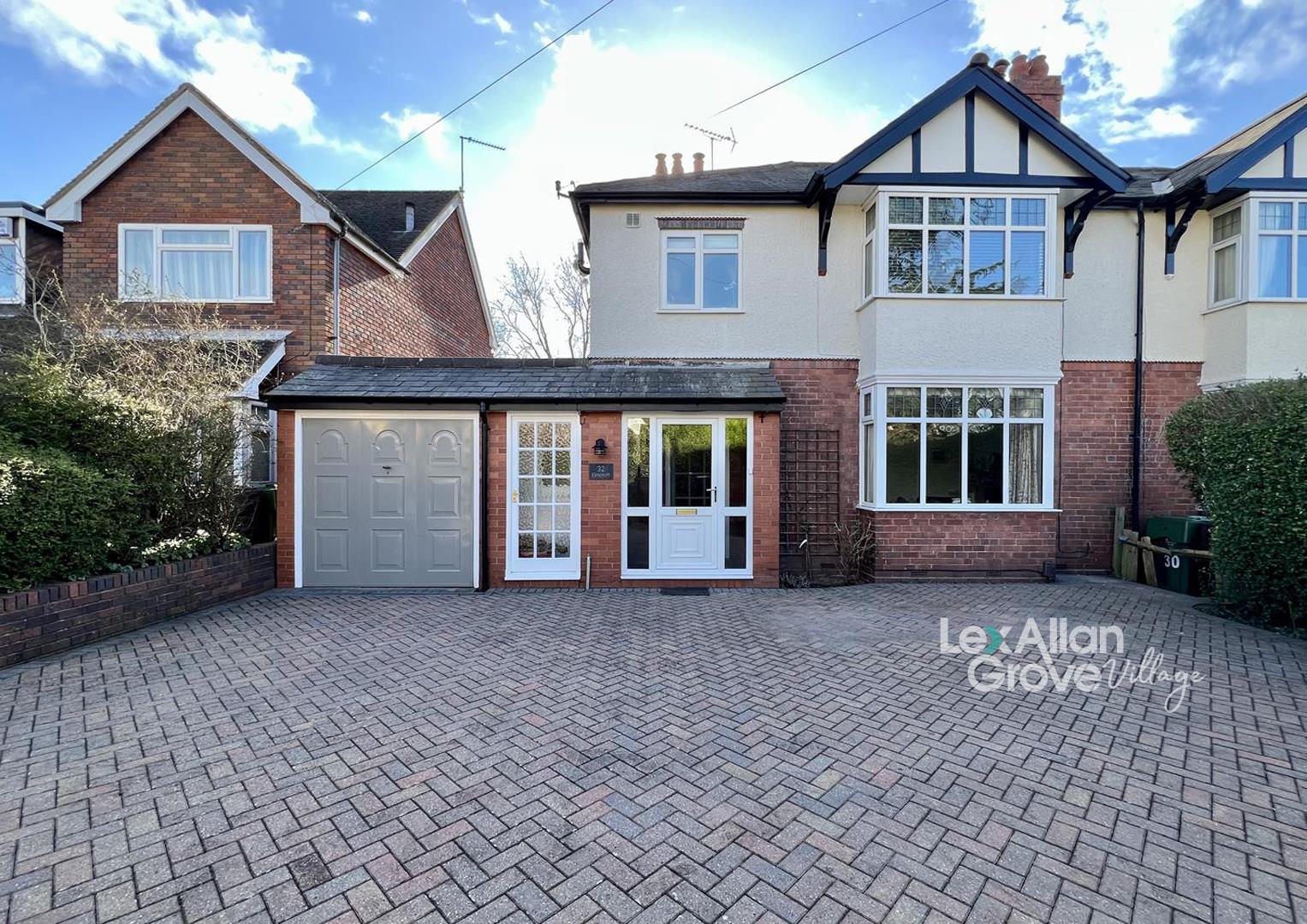 3 bed semi-detached house for sale in Kidderminster Road, Hagley - Property Image 1