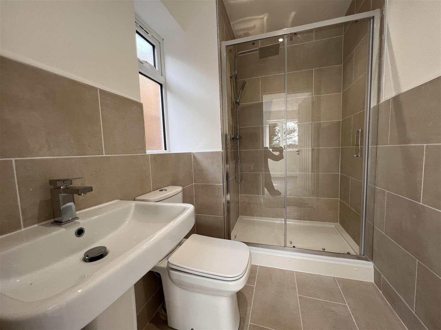 3 bed detached bungalow for sale in Hampton Mews, Oldbury  - Property Image 10