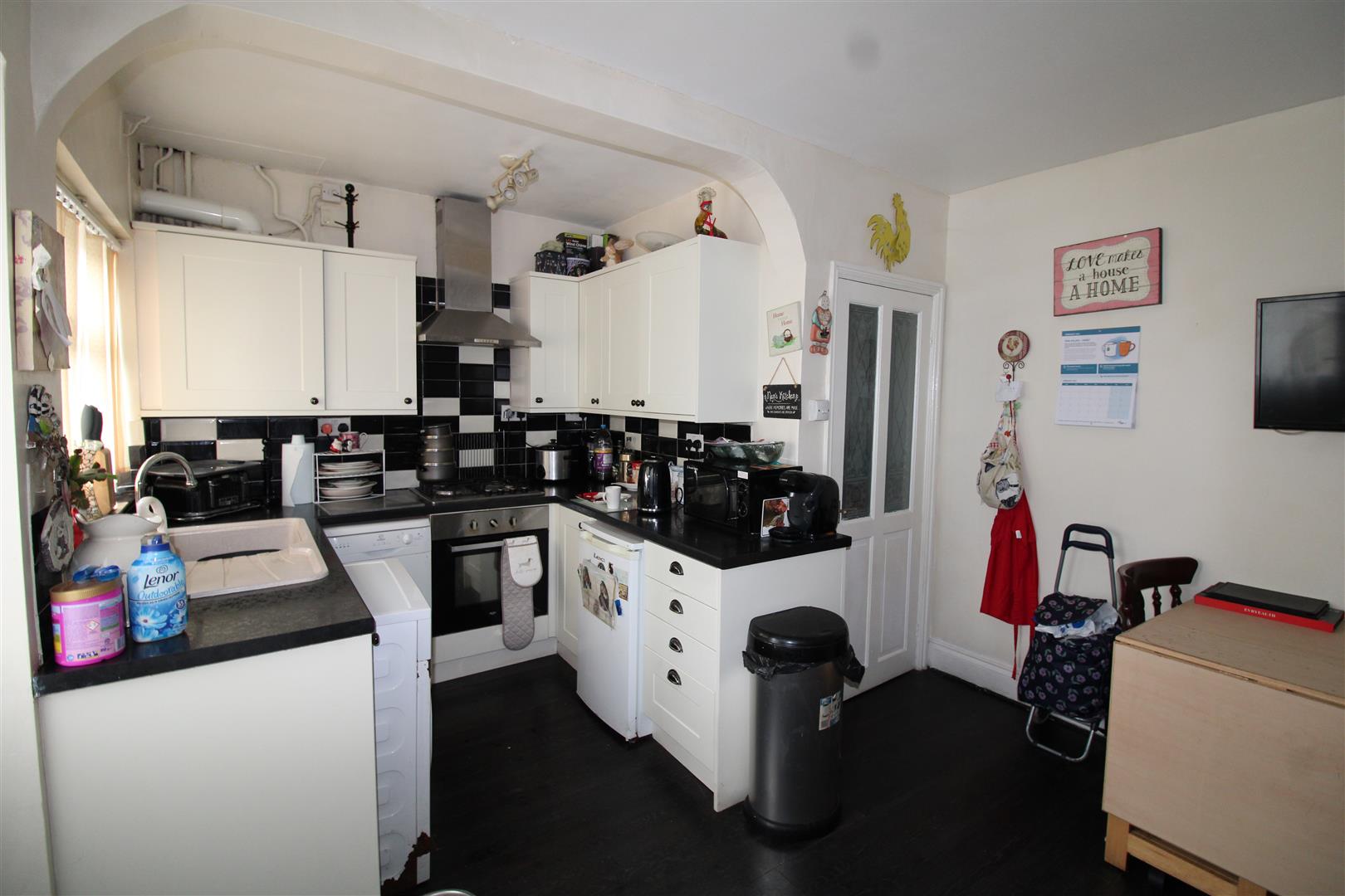 3 bed terraced house for sale in Saltwells Road, Dudley  - Property Image 3