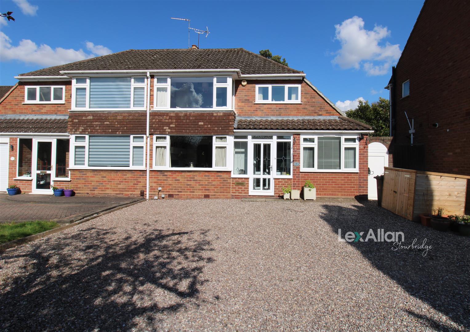 3 bed  for sale in Ash Grove, Stourbridge, DY9 
